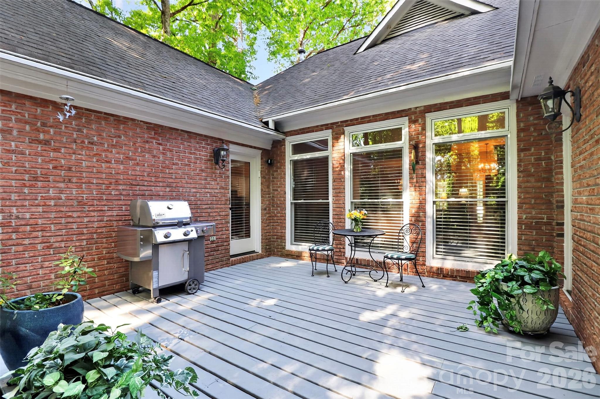 8902 Taunton Drive Property Photo 34