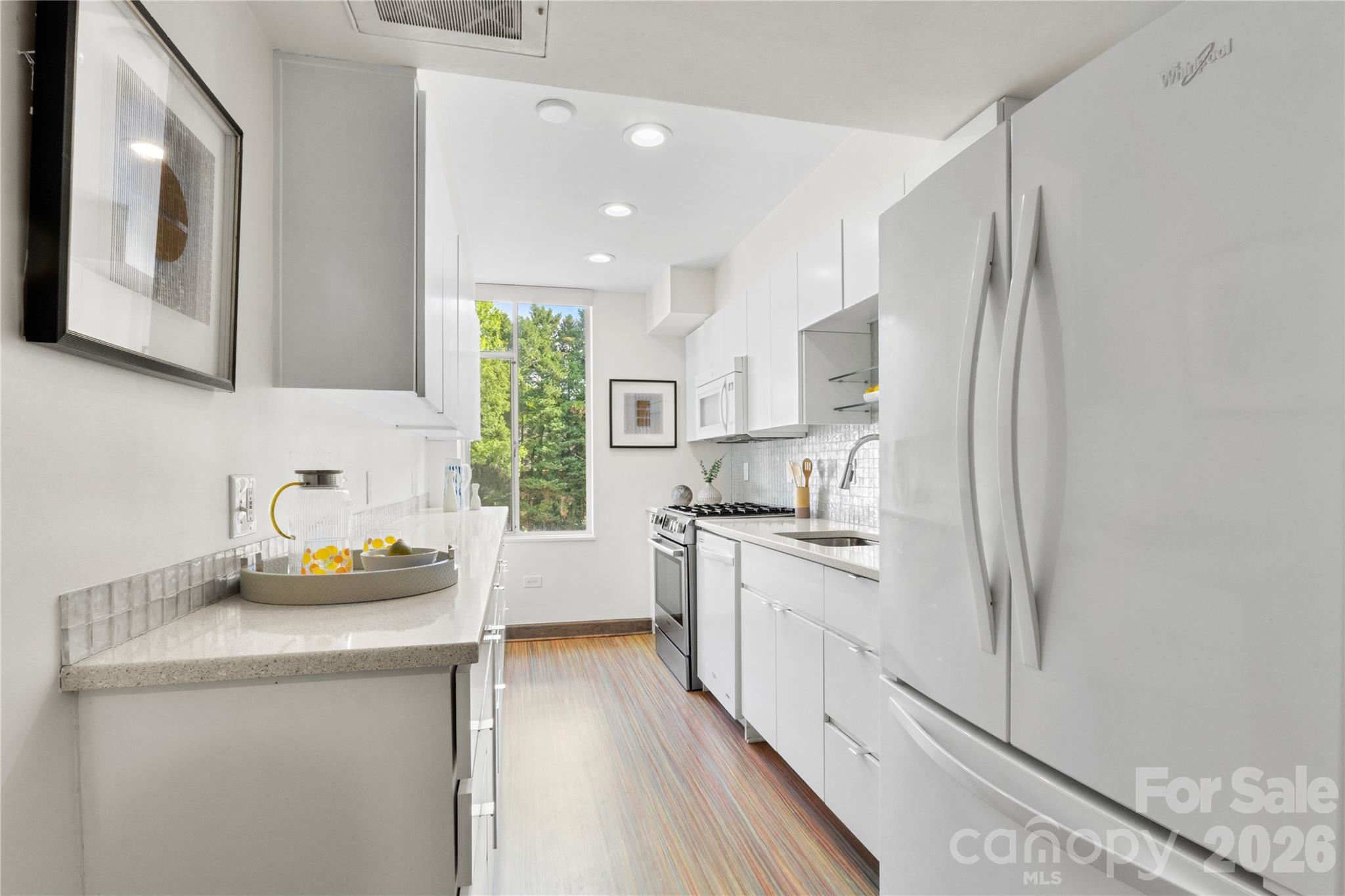 1300 Queens Road 309 Property Photo 6
