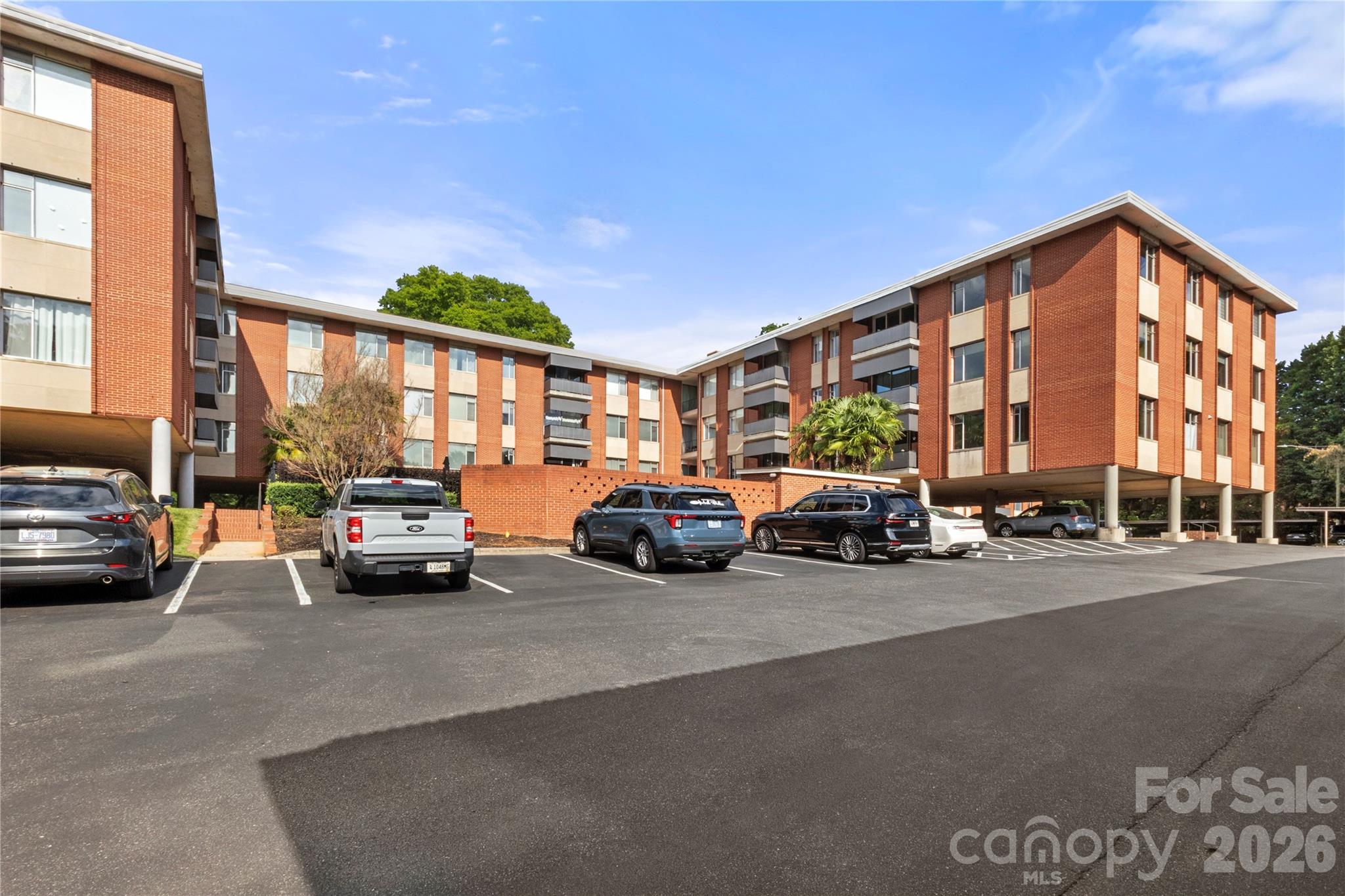 1300 Queens Road 309 Property Photo 27