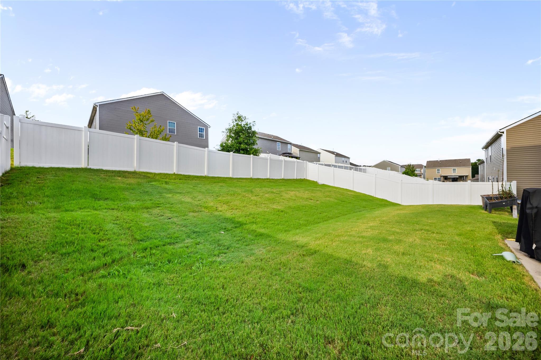 8523 Mansell Court Property Photo 7
