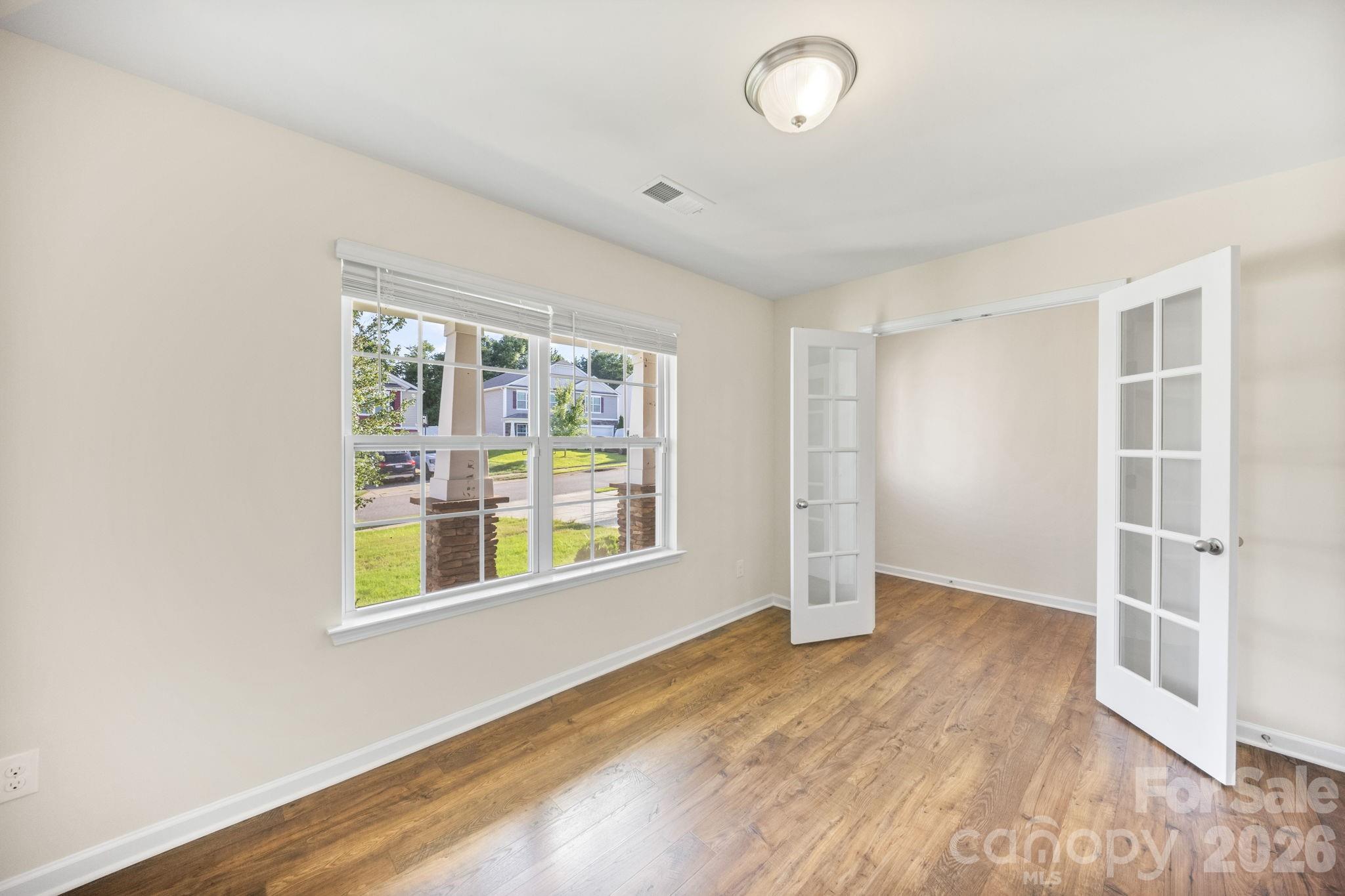 8523 Mansell Court Property Photo 10