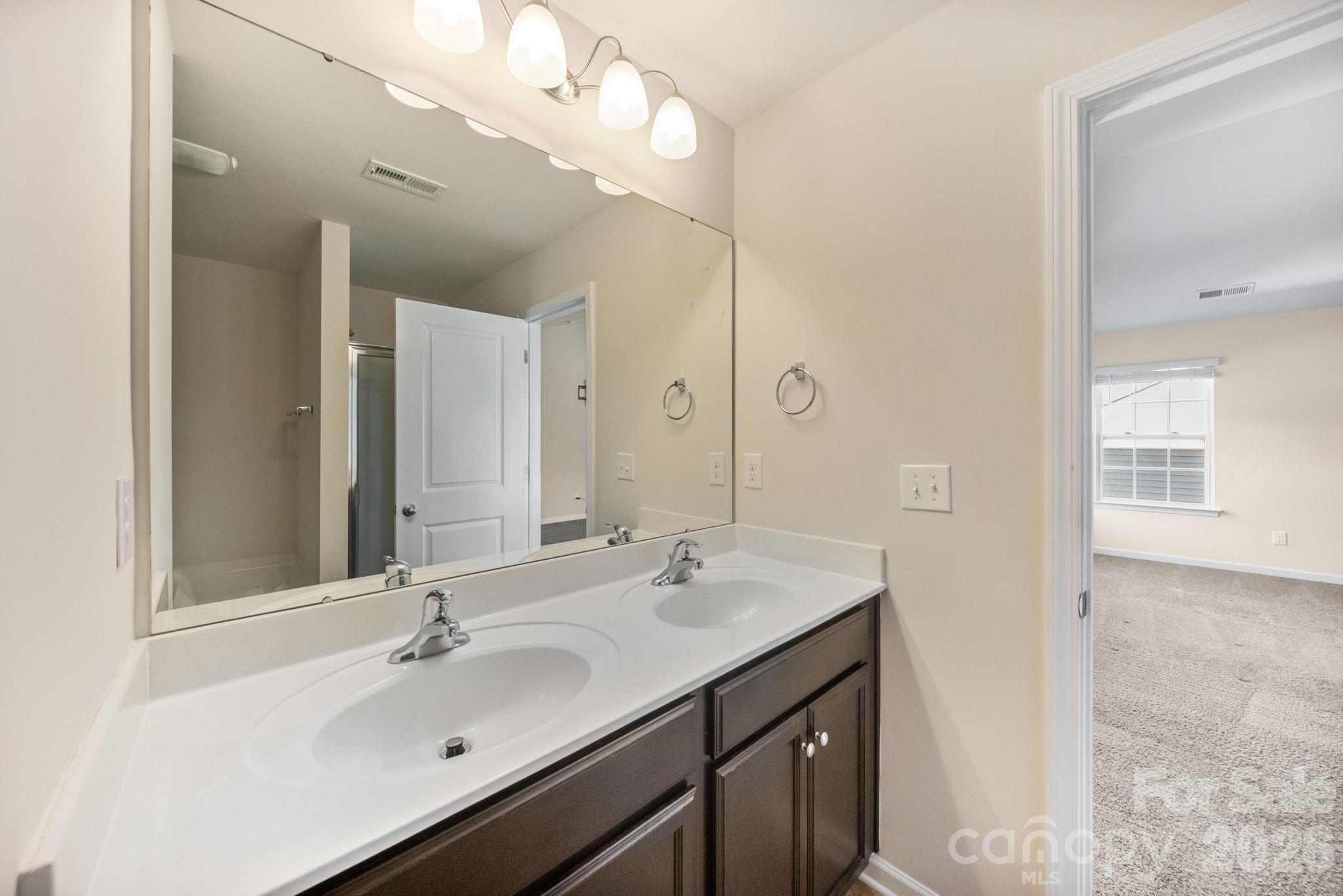 8523 Mansell Court Property Photo 35
