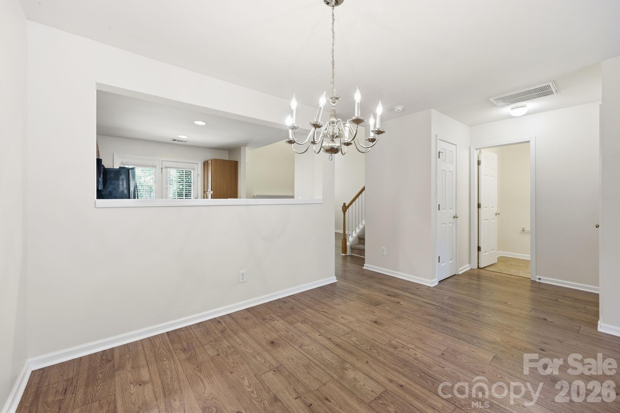2548 Brackley Place Property Photo 6