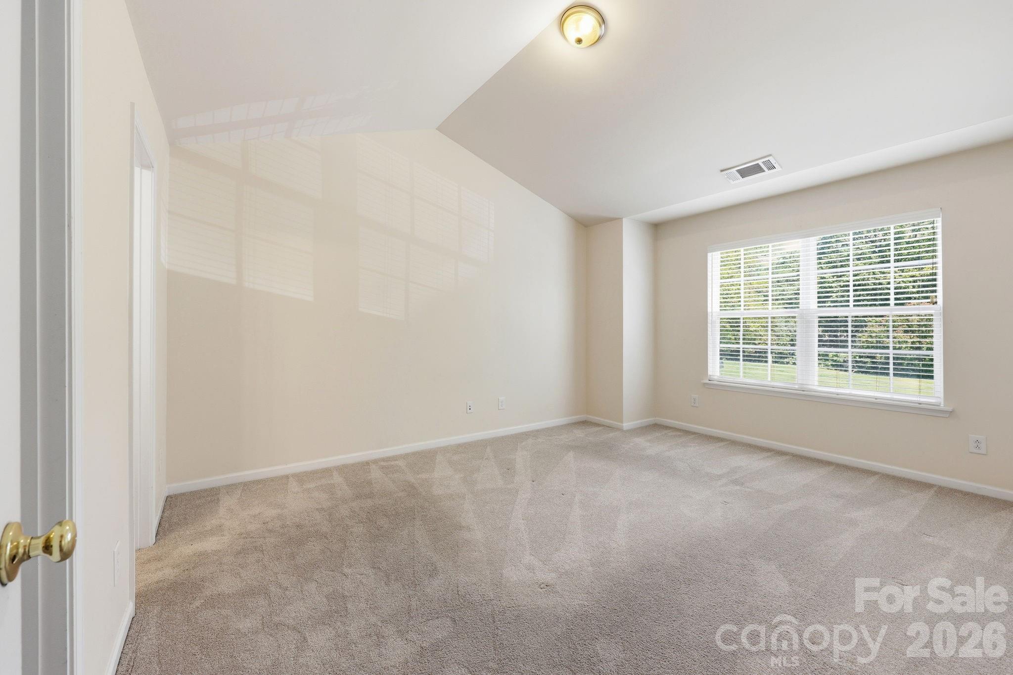2548 Brackley Place Property Photo 9
