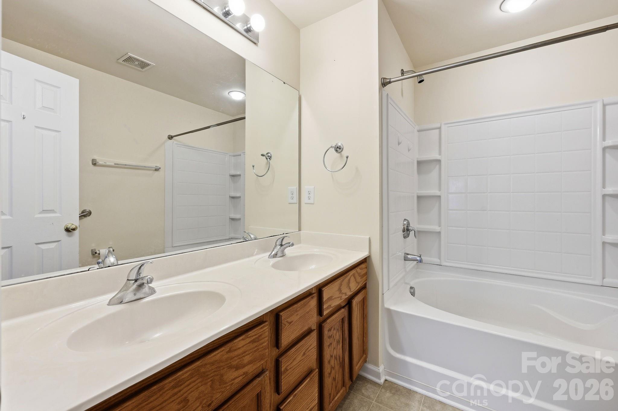 2548 Brackley Place Property Photo 23