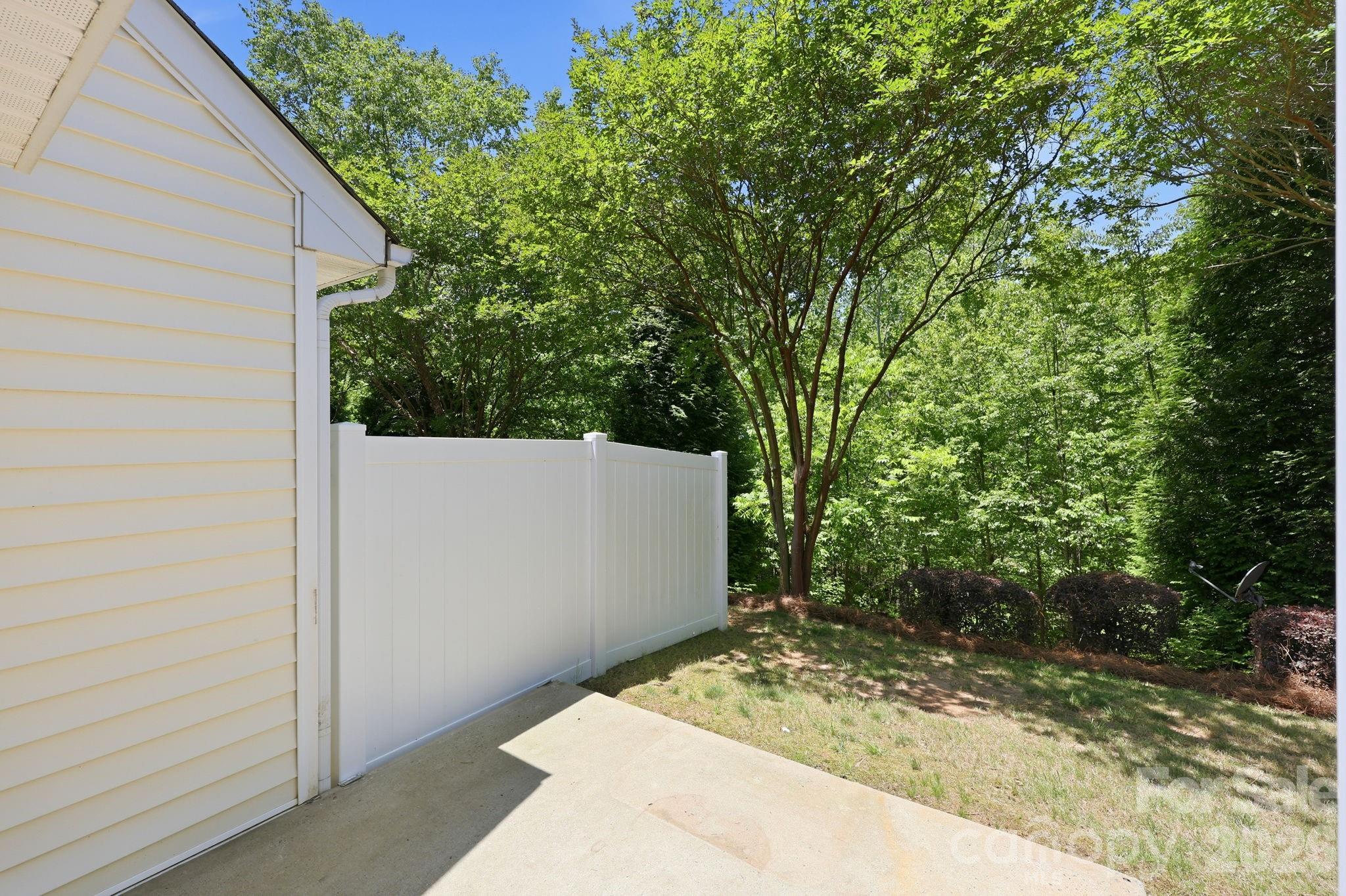 2548 Brackley Place Property Photo 24