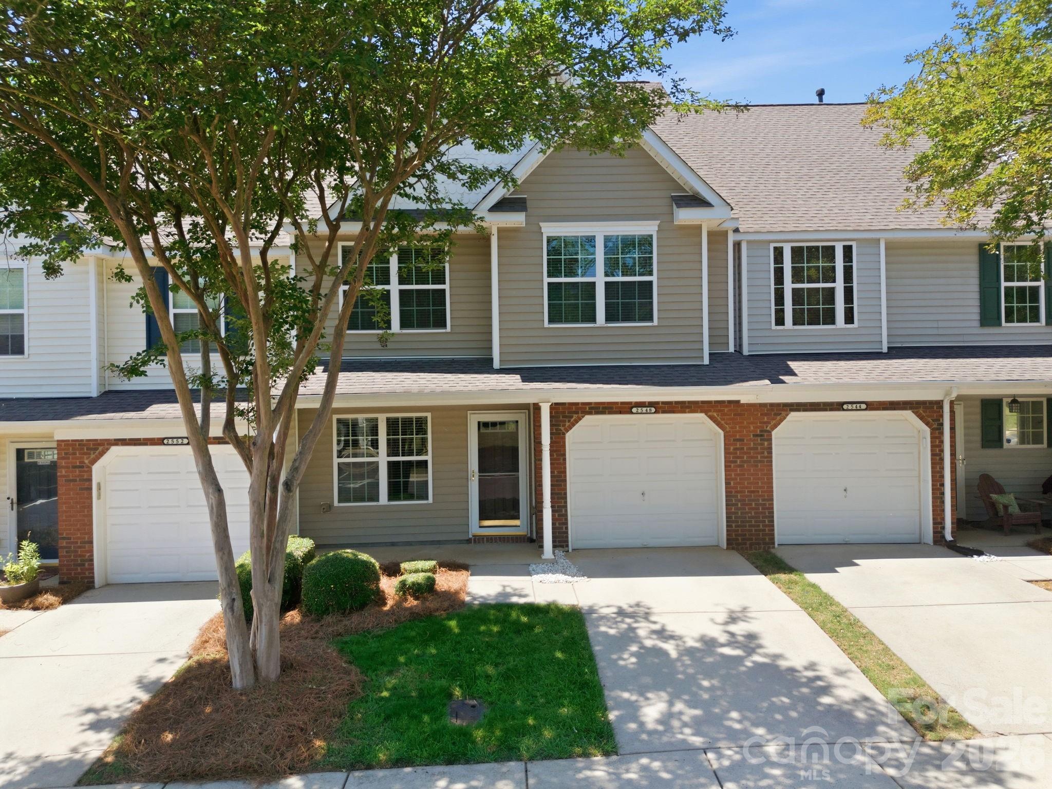 2548 Brackley Place Property Photo 28