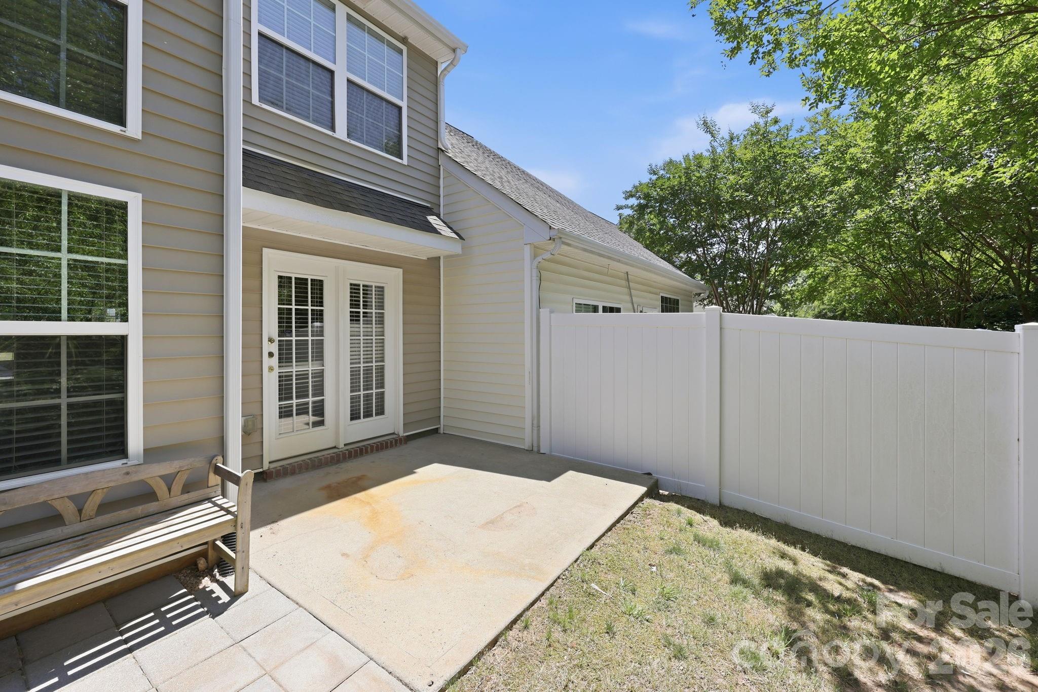 2548 Brackley Place Property Photo 35