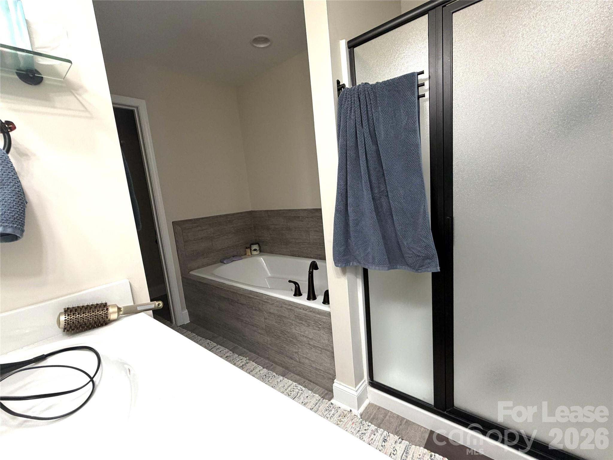 4198 Pickering Drive Property Photo 14