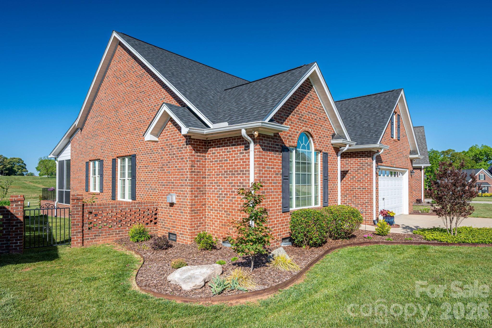 141 Spring Forest Drive Property Photo 1