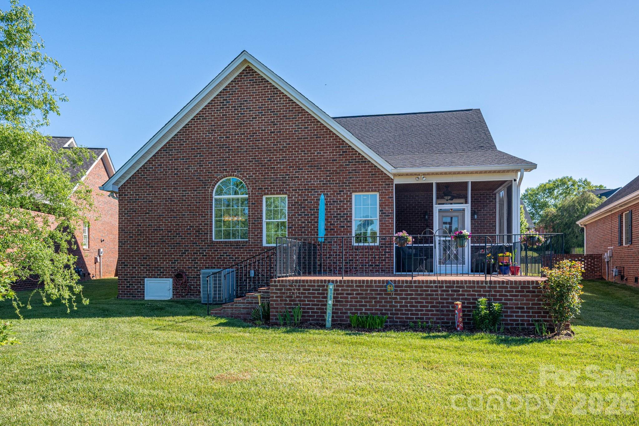 141 Spring Forest Drive Property Photo 36