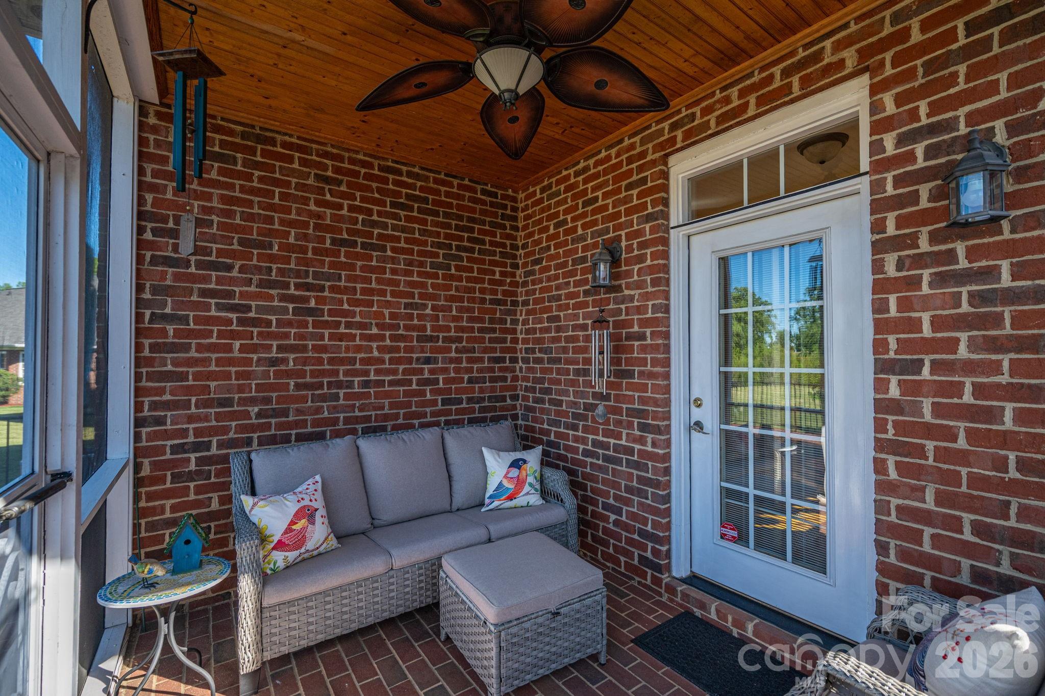 141 Spring Forest Drive Property Photo 41