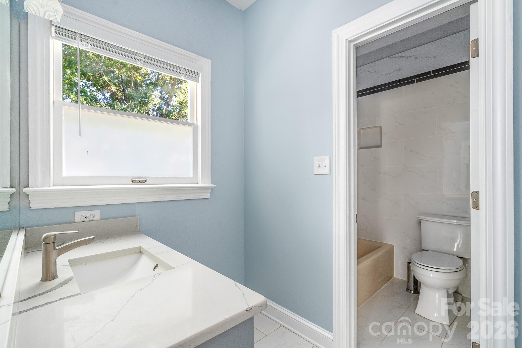 431 Walden Trail Property Photo 35