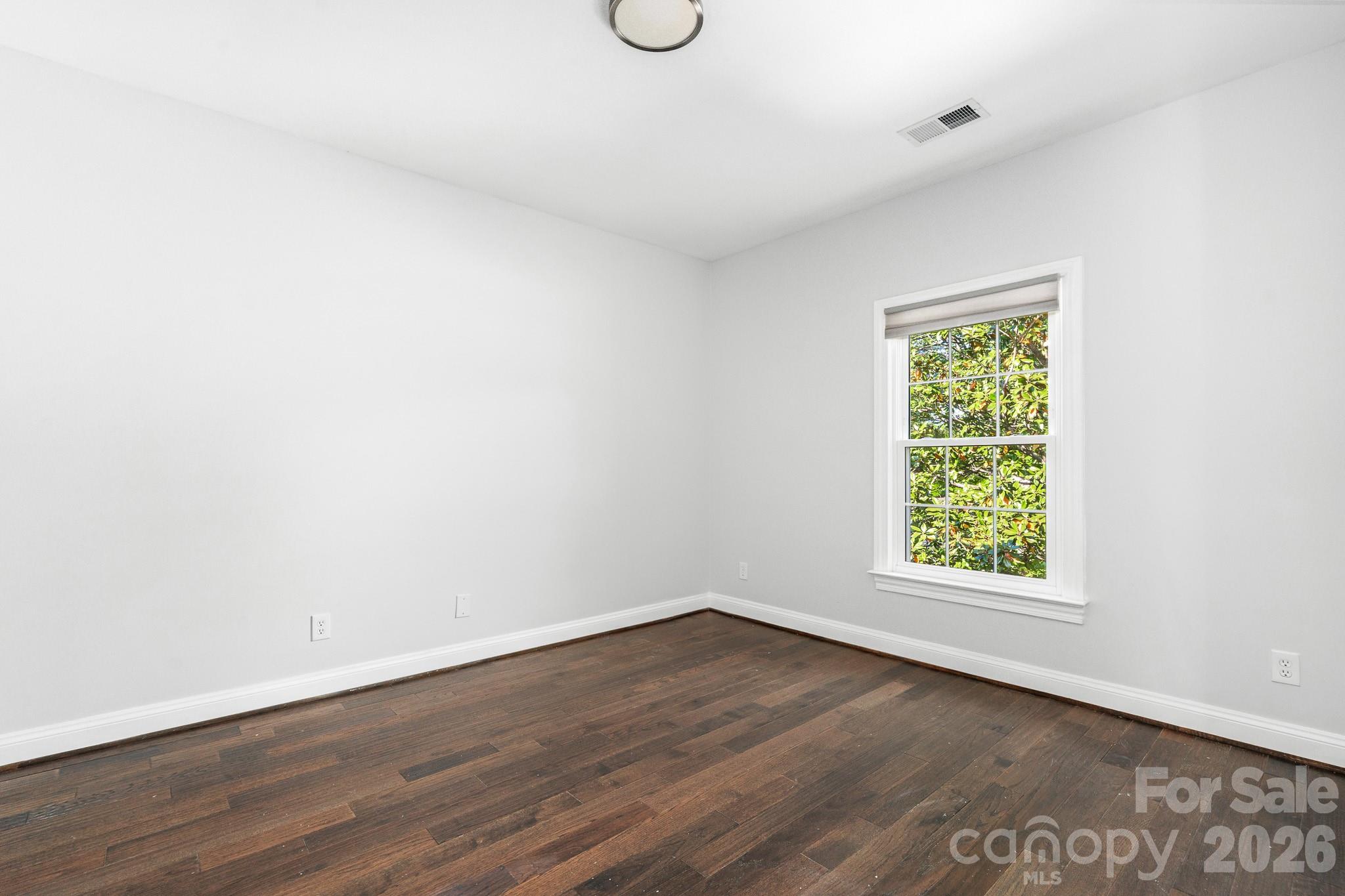 431 Walden Trail Property Photo 40