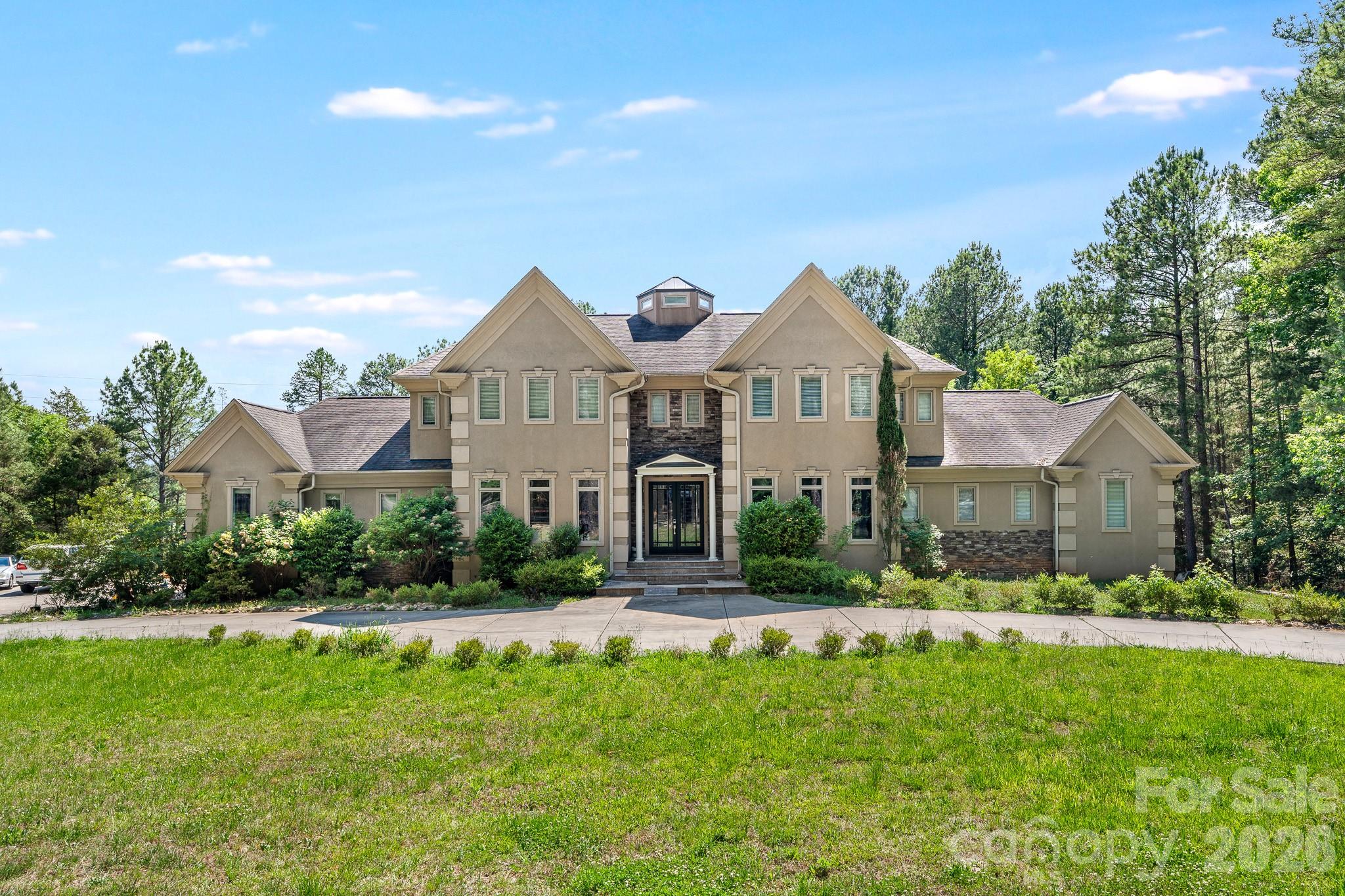 720 Ennis Road Property Photo 1