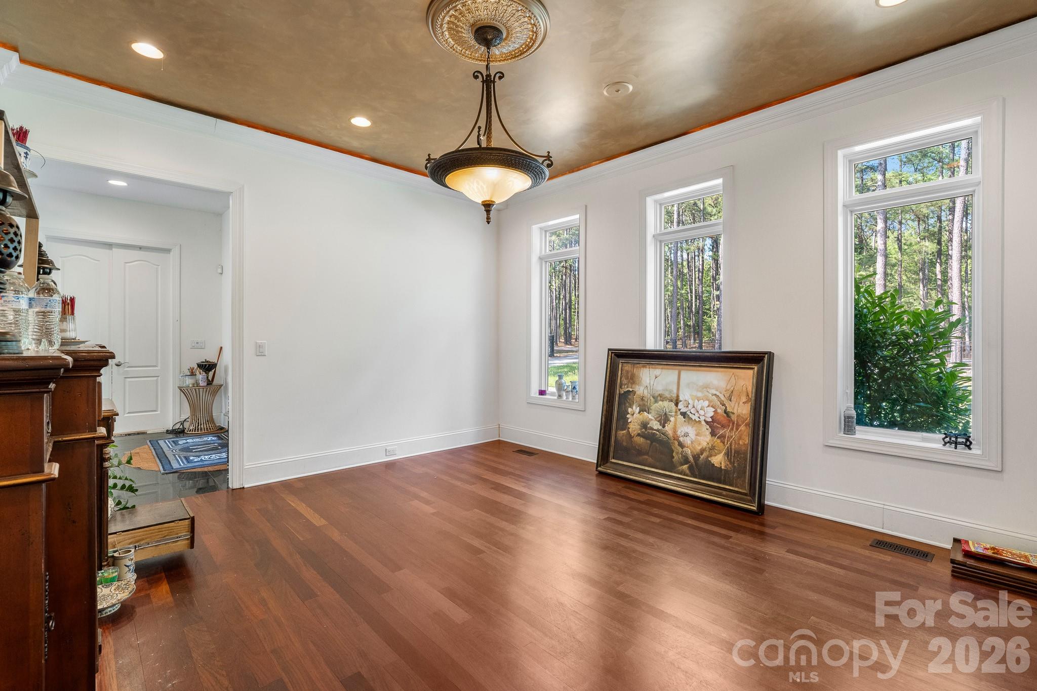 720 Ennis Road Property Photo 17