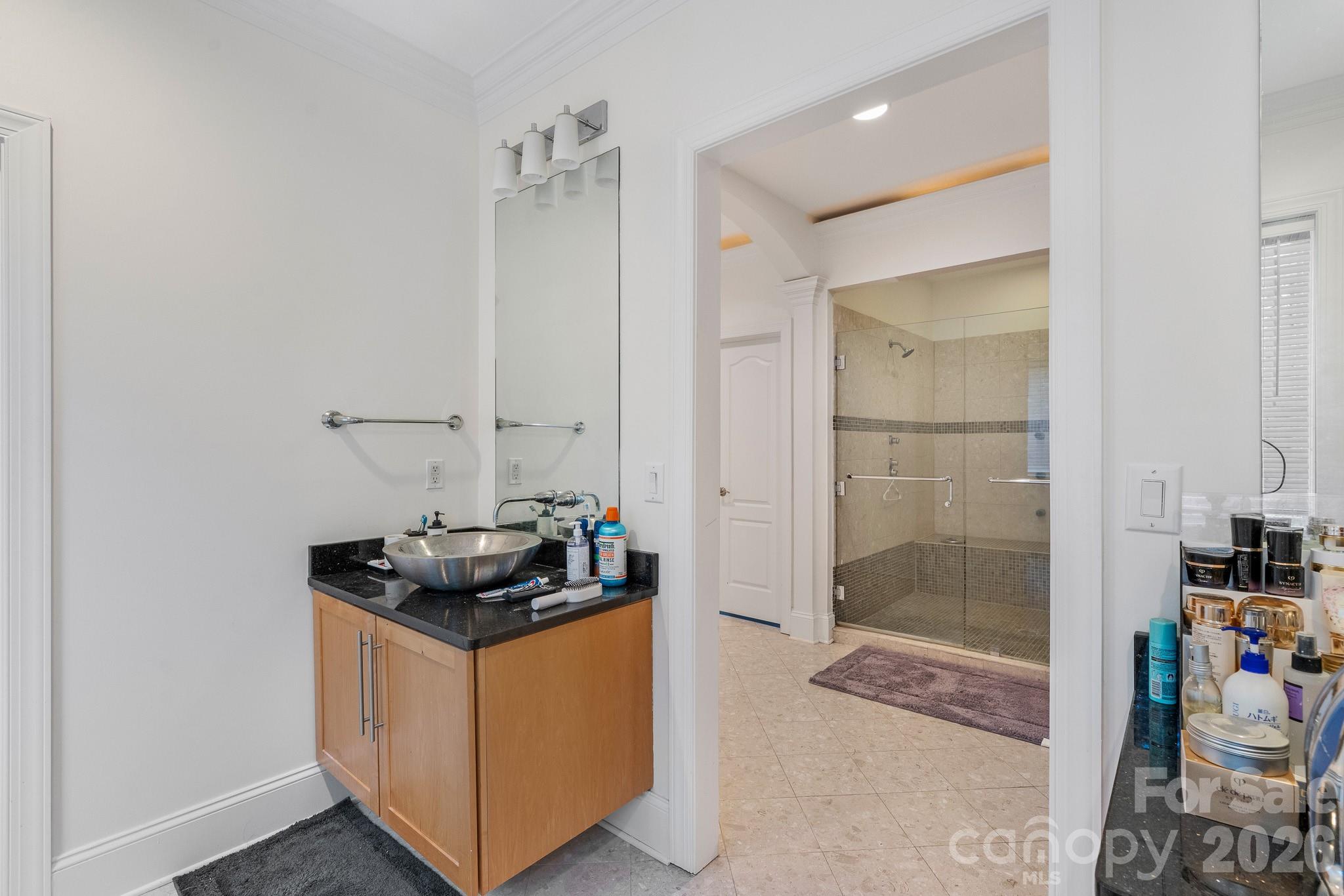 720 Ennis Road Property Photo 28