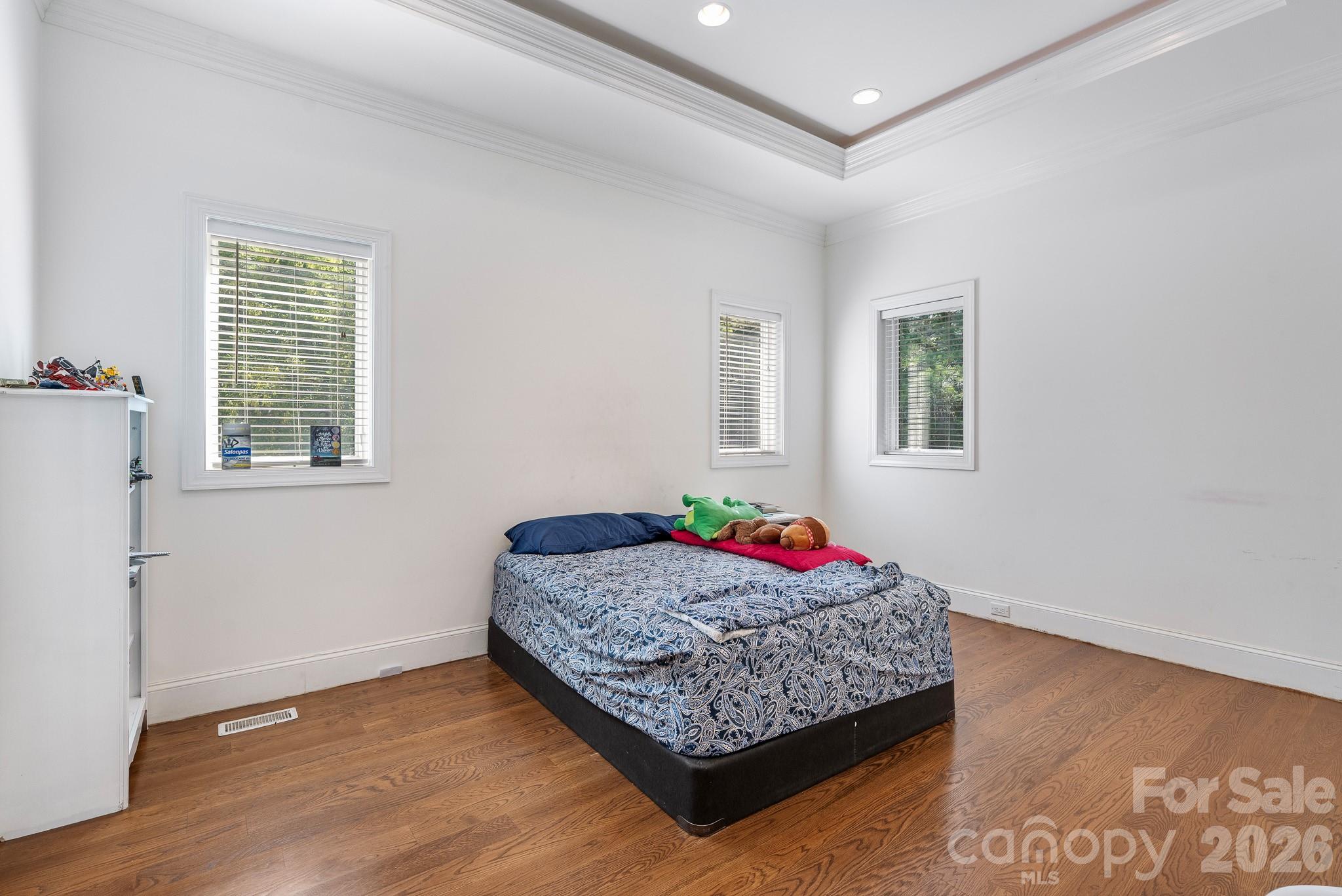 720 Ennis Road Property Photo 33