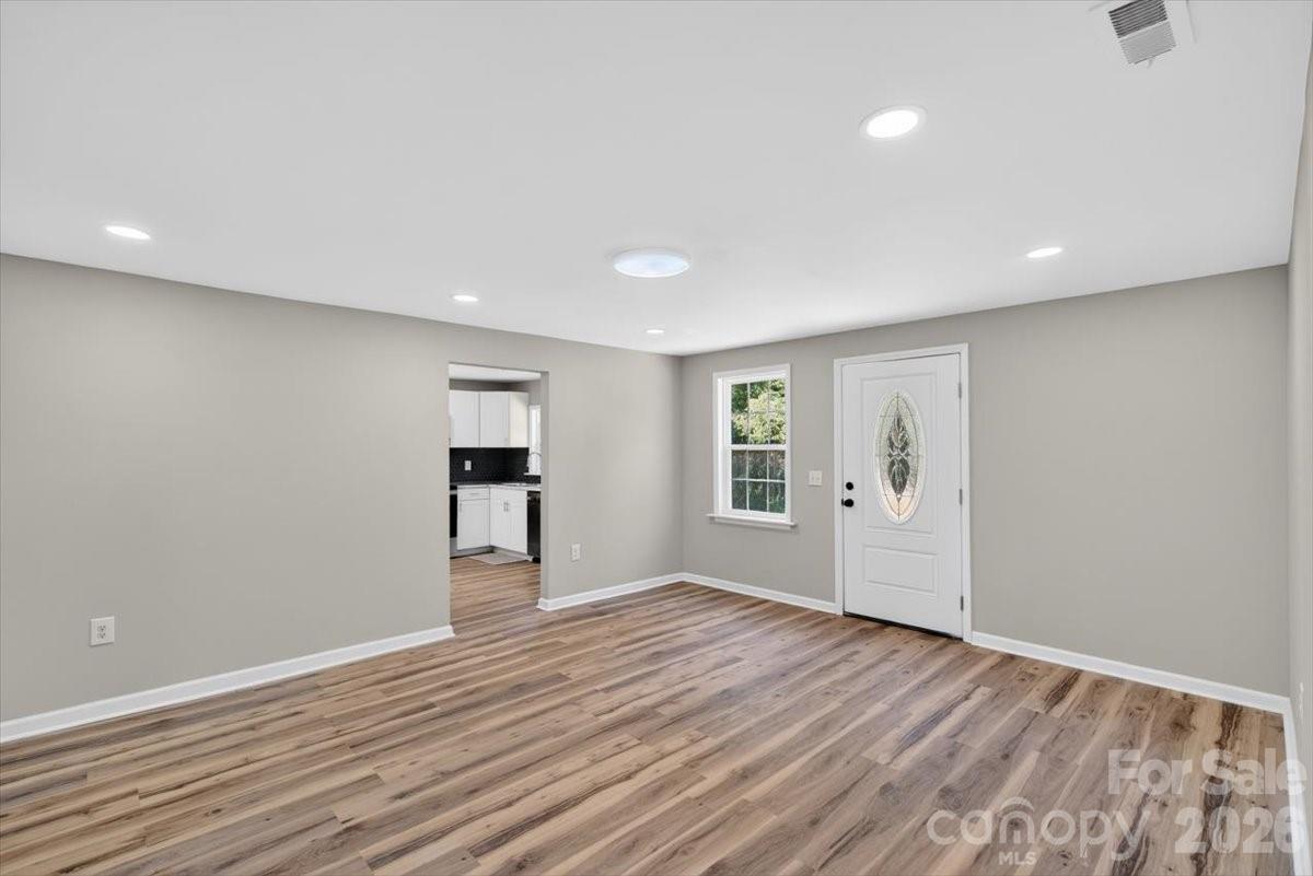 200 Eufola Road Property Photo 3