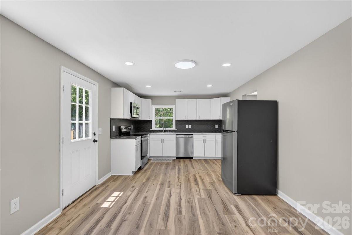 200 Eufola Road Property Photo 10