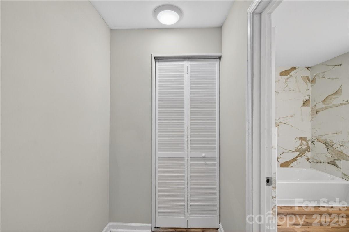 200 Eufola Road Property Photo 28