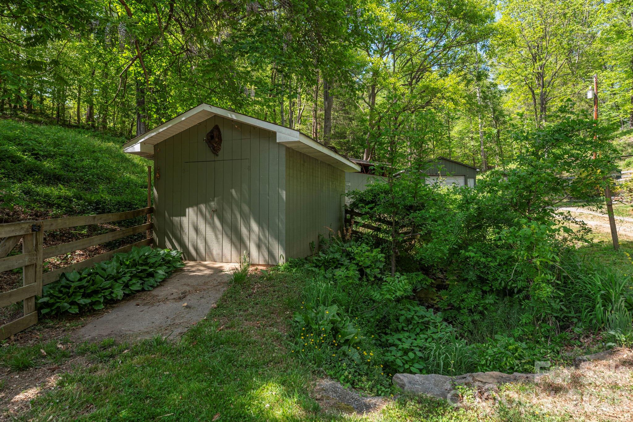 155 Old Starnes Cove Road Property Photo 9