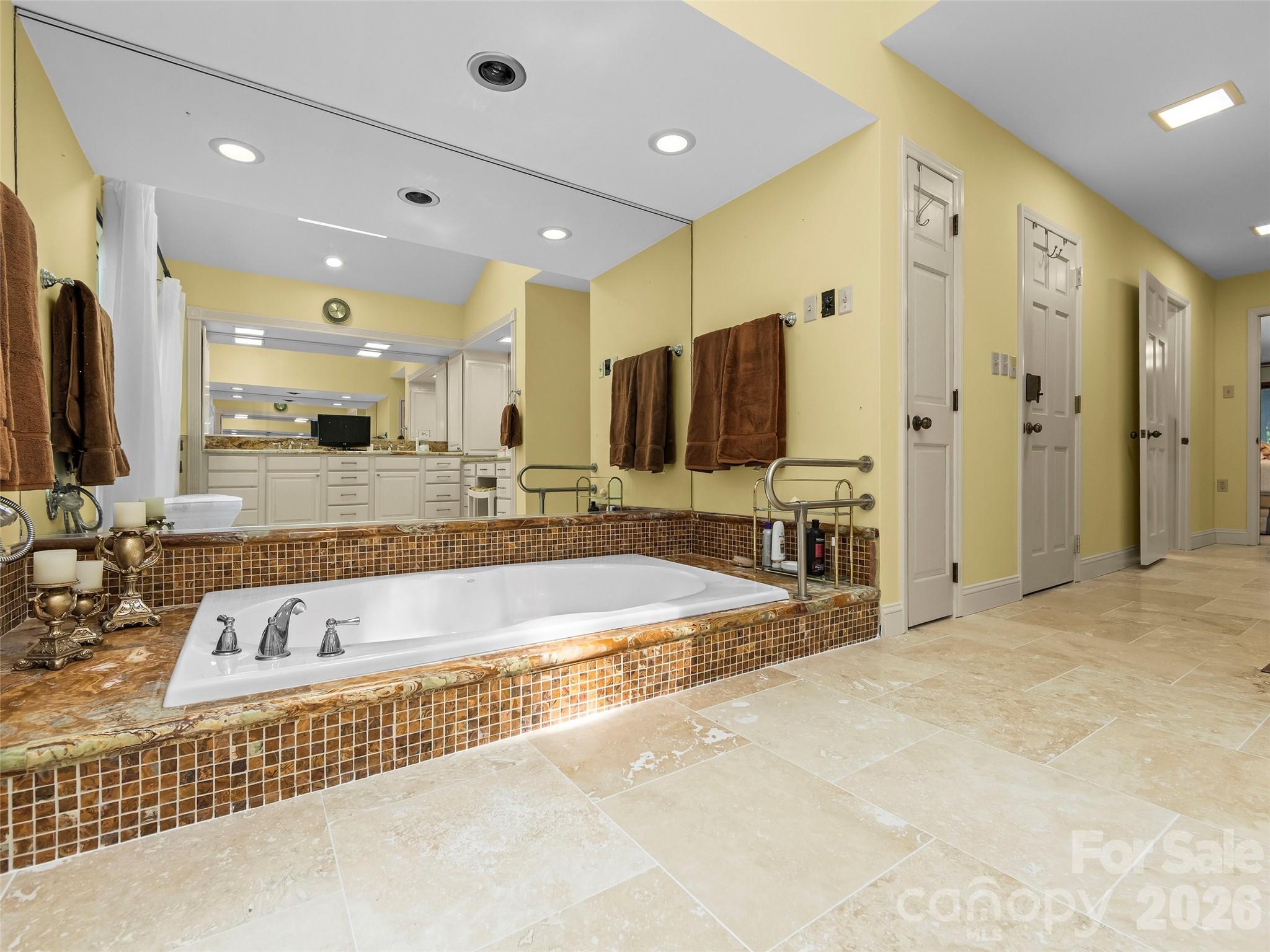 69 Forest Road Property Photo 20