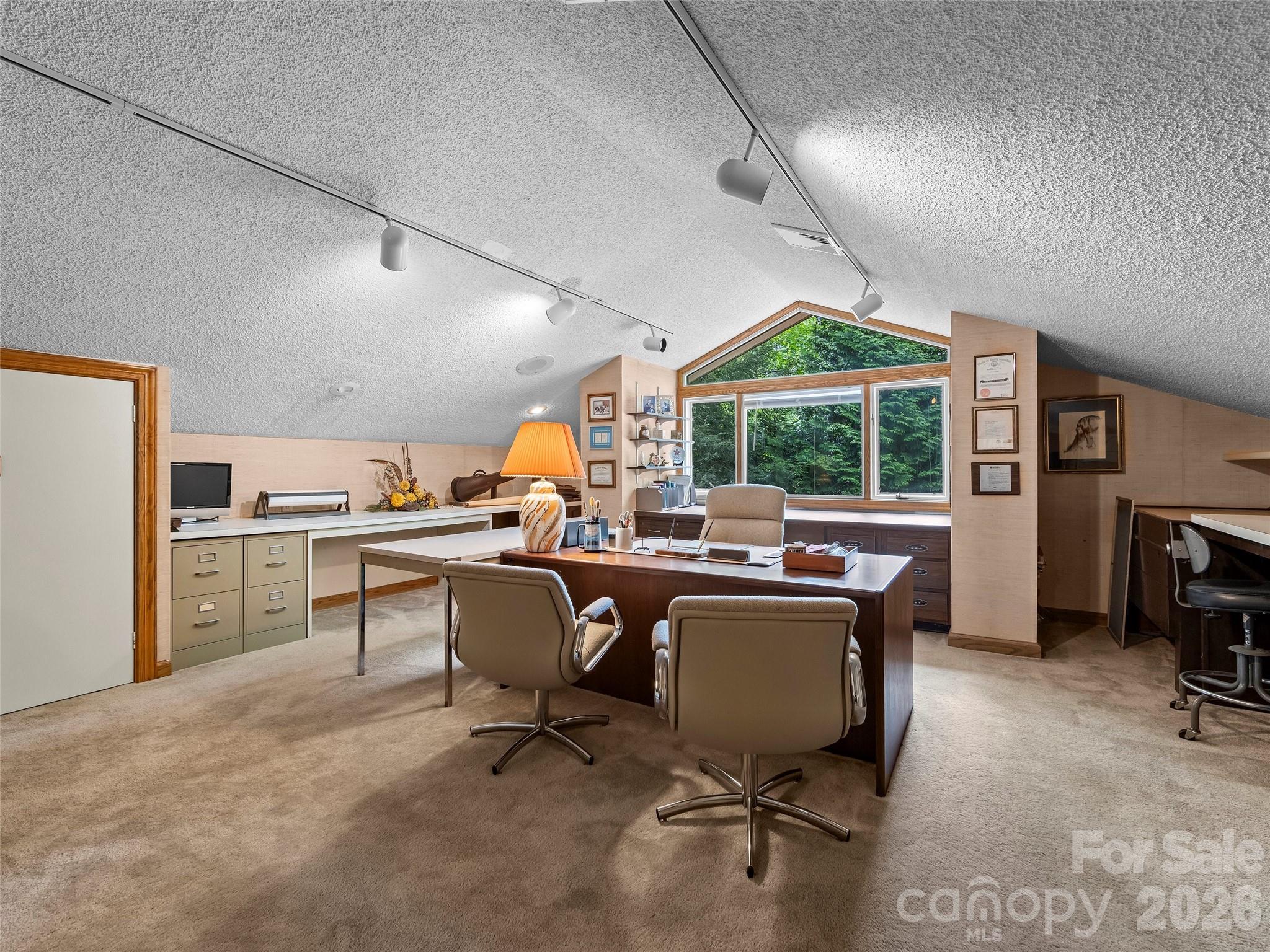 69 Forest Road Property Photo 29