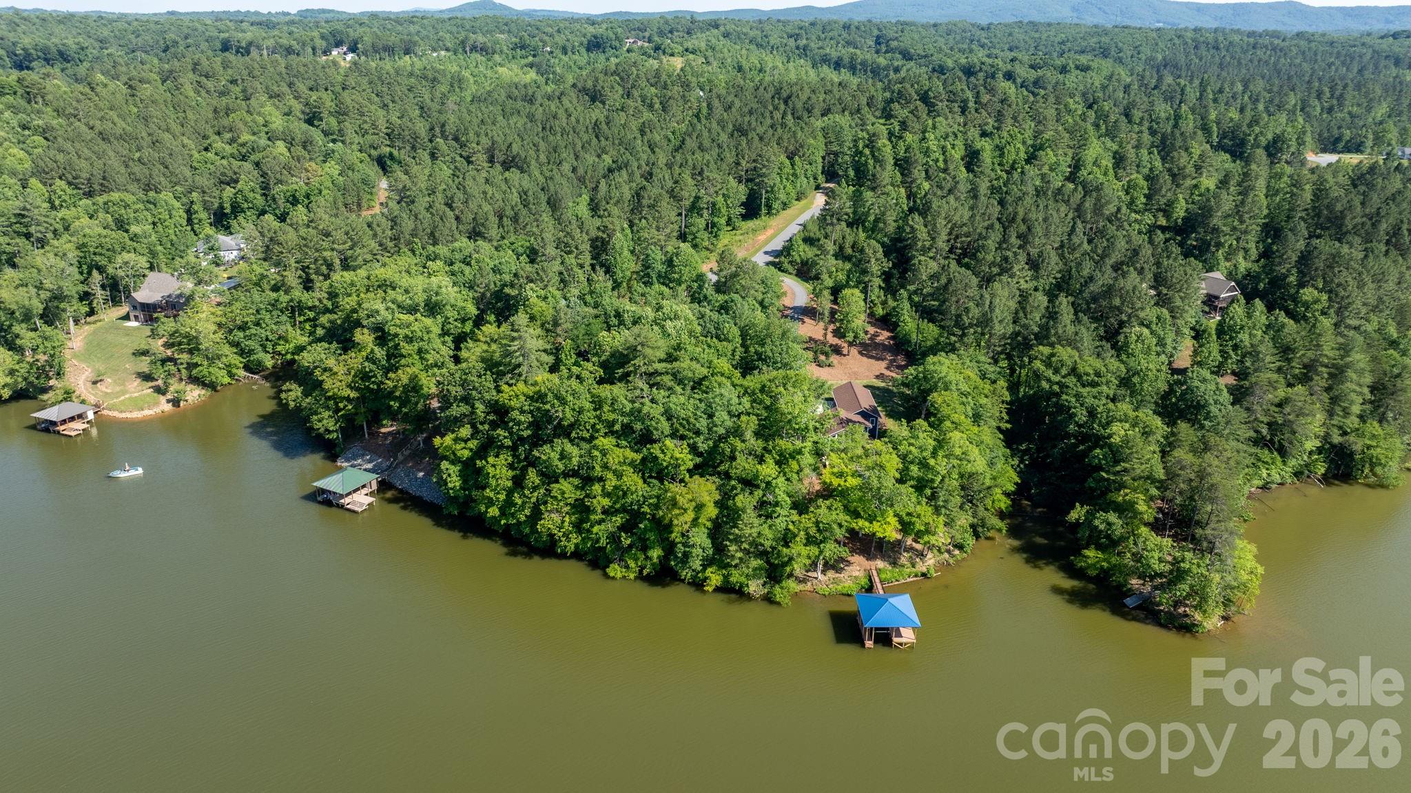 2259 Island View Lane Property Photo 12