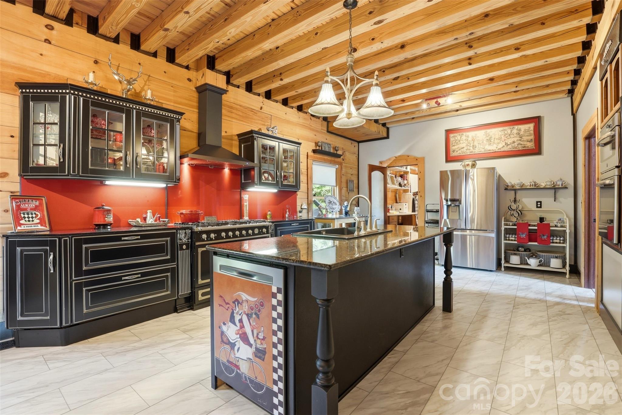 502 Lake Shore Drive Property Photo 4