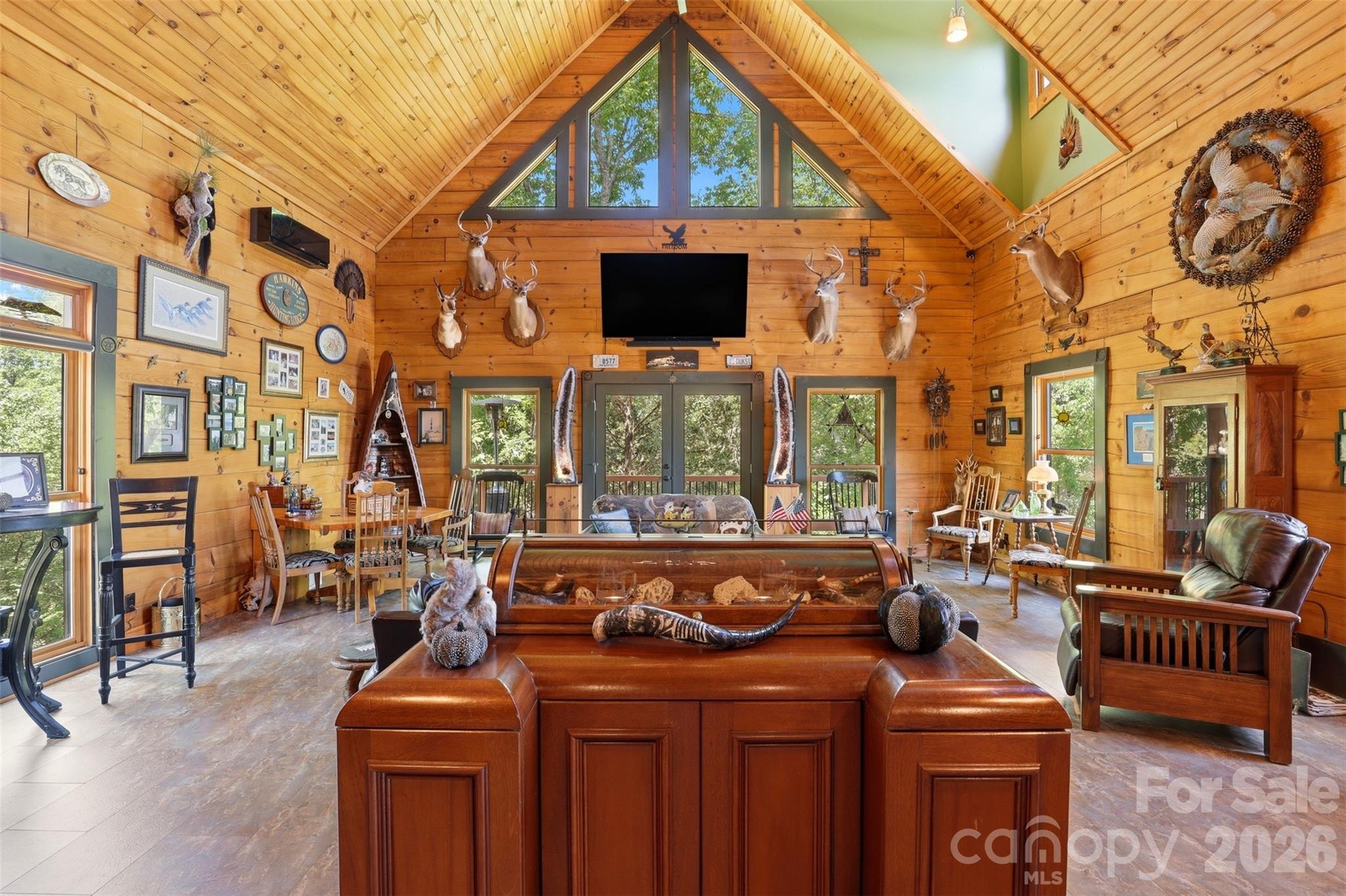 502 Lake Shore Drive Property Photo 14