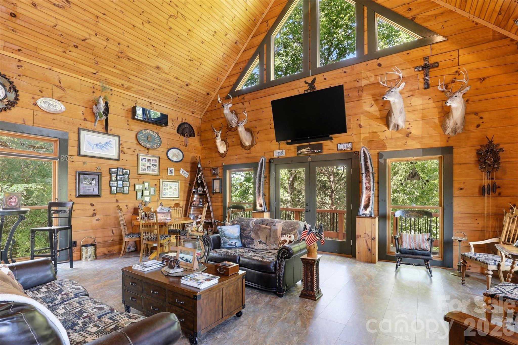 502 Lake Shore Drive Property Photo 15
