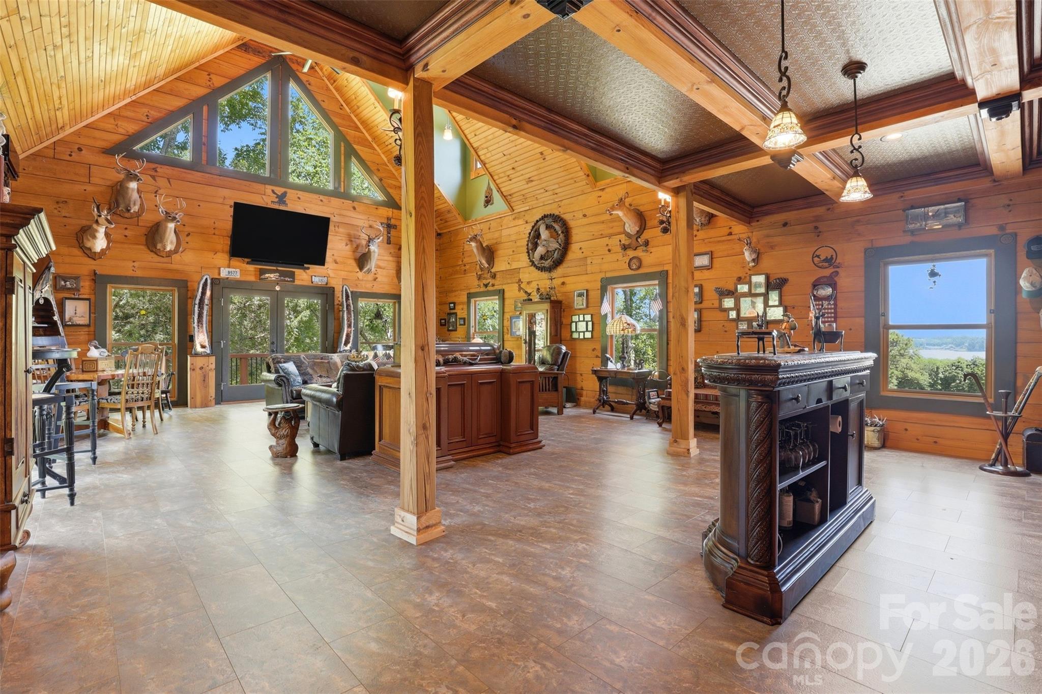 502 Lake Shore Drive Property Photo 17