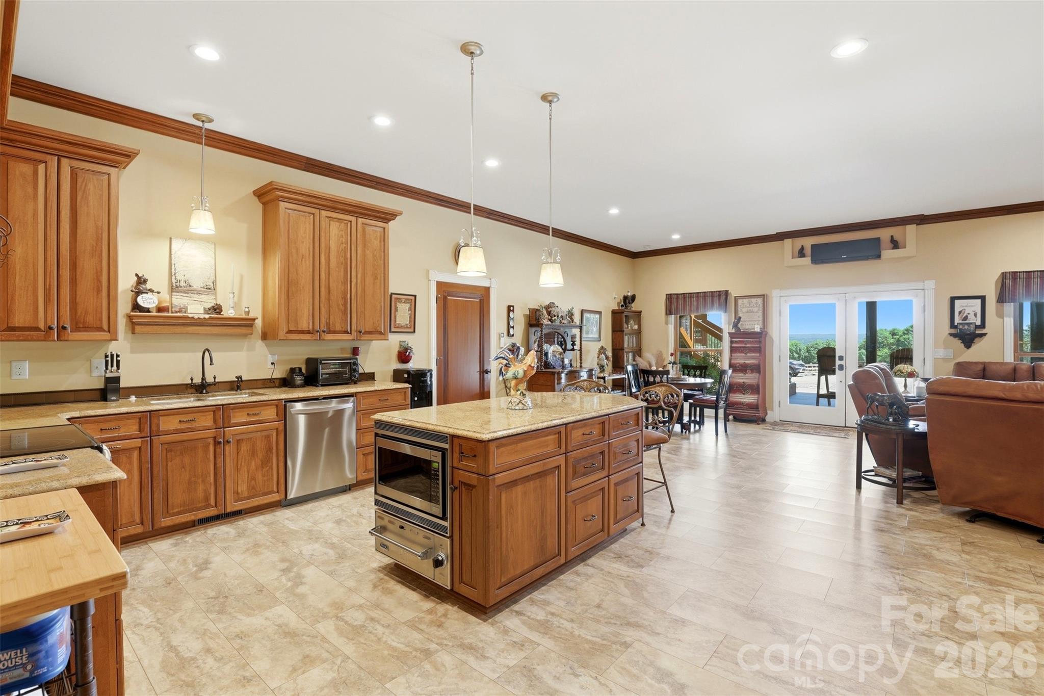 502 Lake Shore Drive Property Photo 26