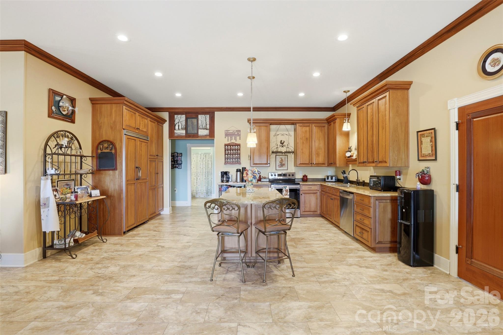 502 Lake Shore Drive Property Photo 27