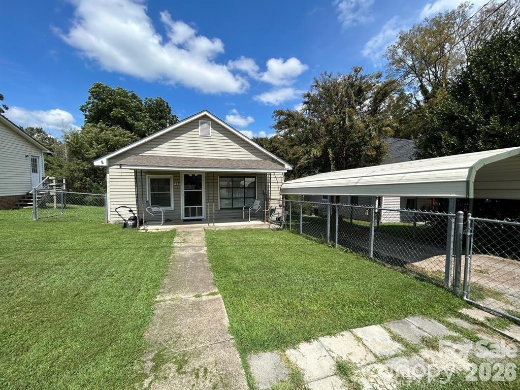 103 E Maryland Avenue Property Photo 4