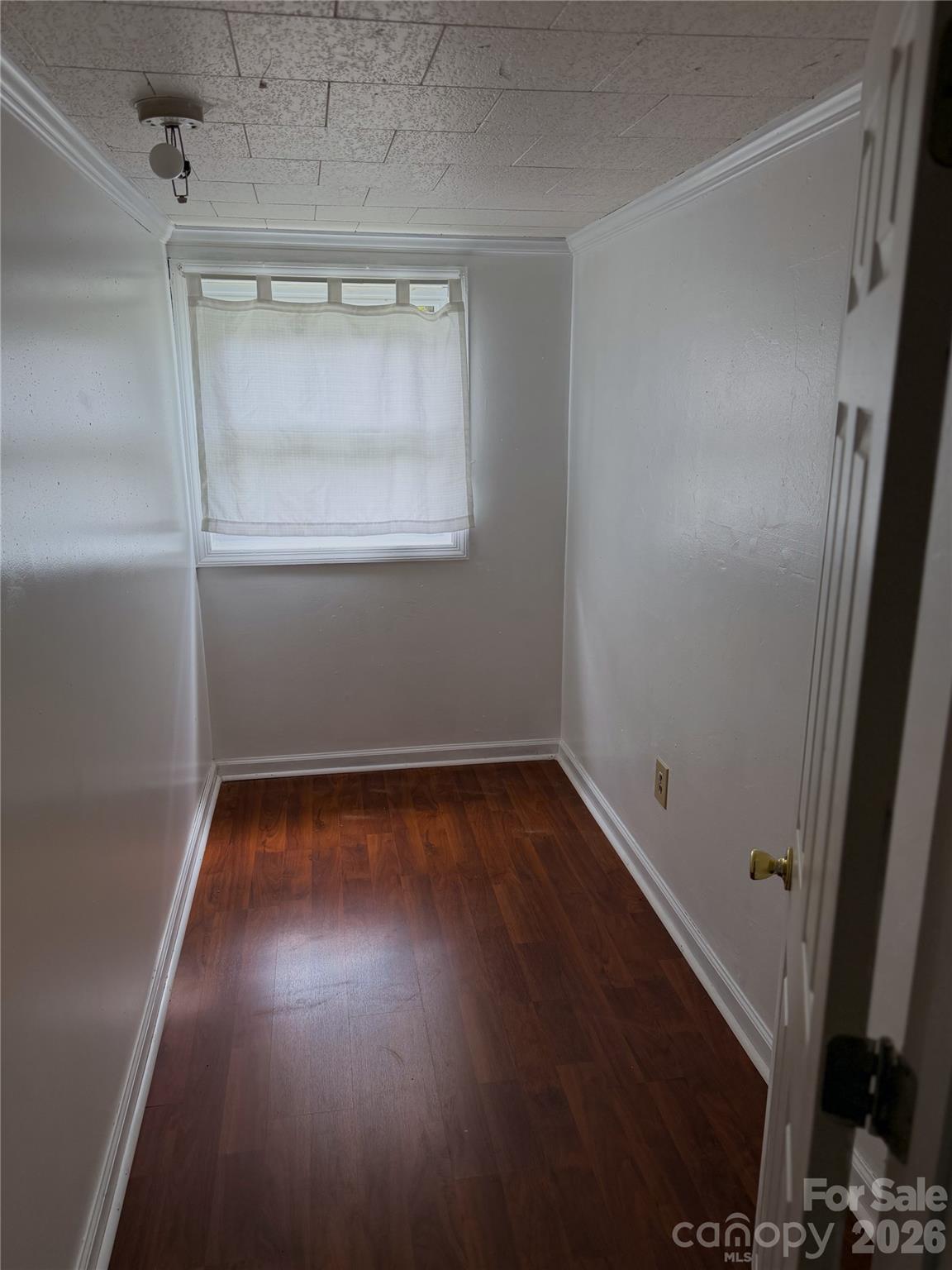 103 E Maryland Avenue Property Photo 16