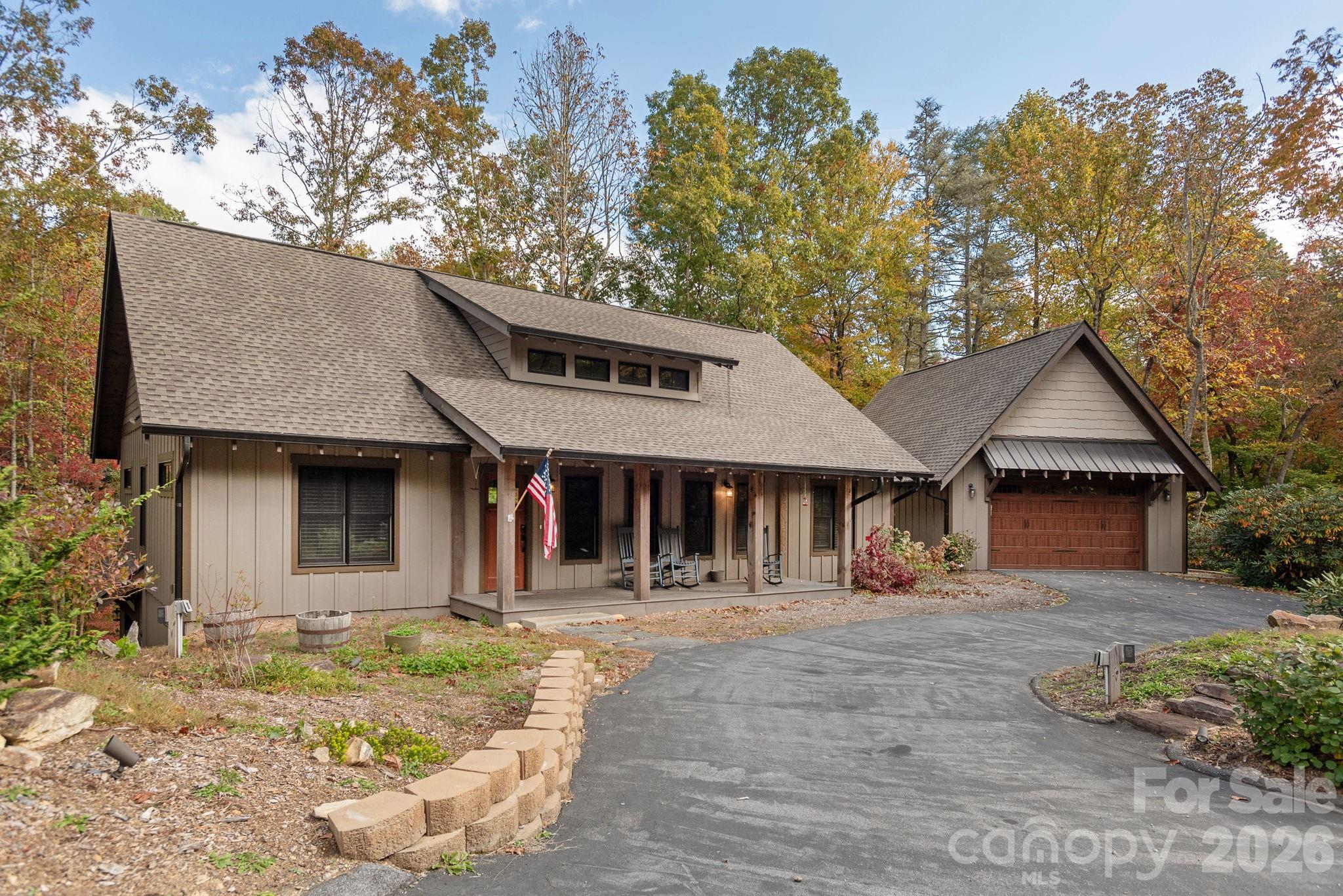142 Davids Trace Property Photo 1