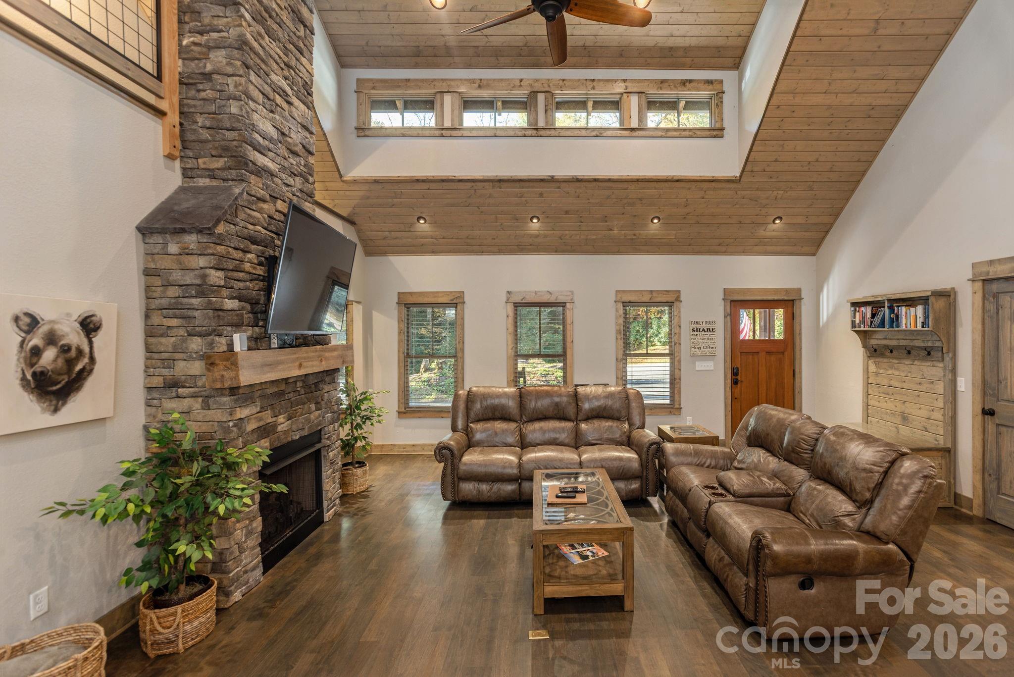 142 Davids Trace Property Photo 4