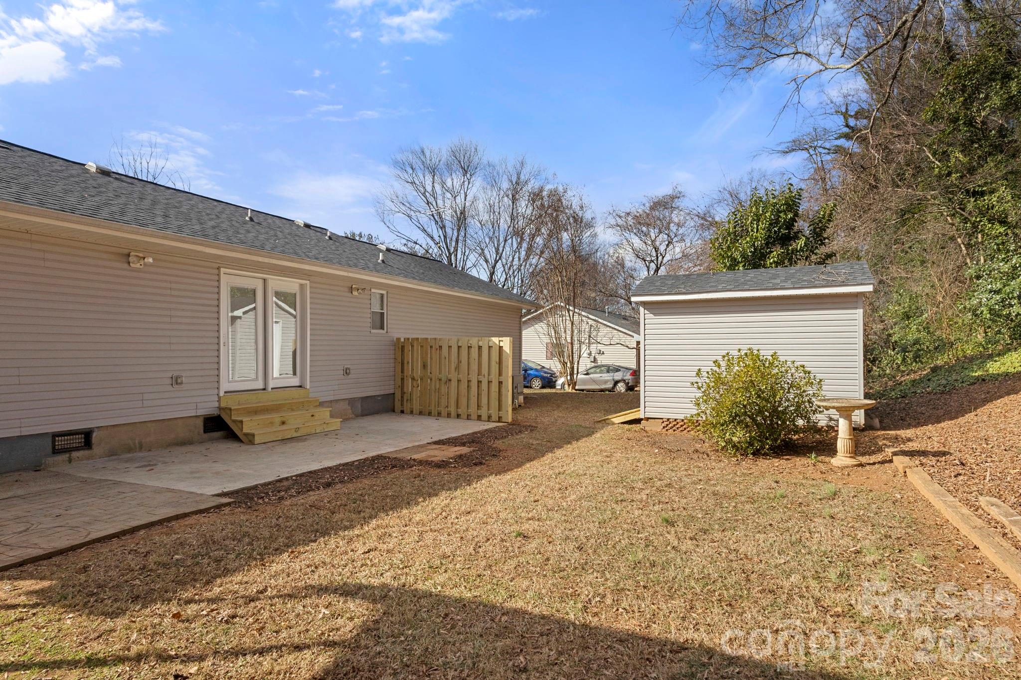 322 Holland Circle Property Photo 20