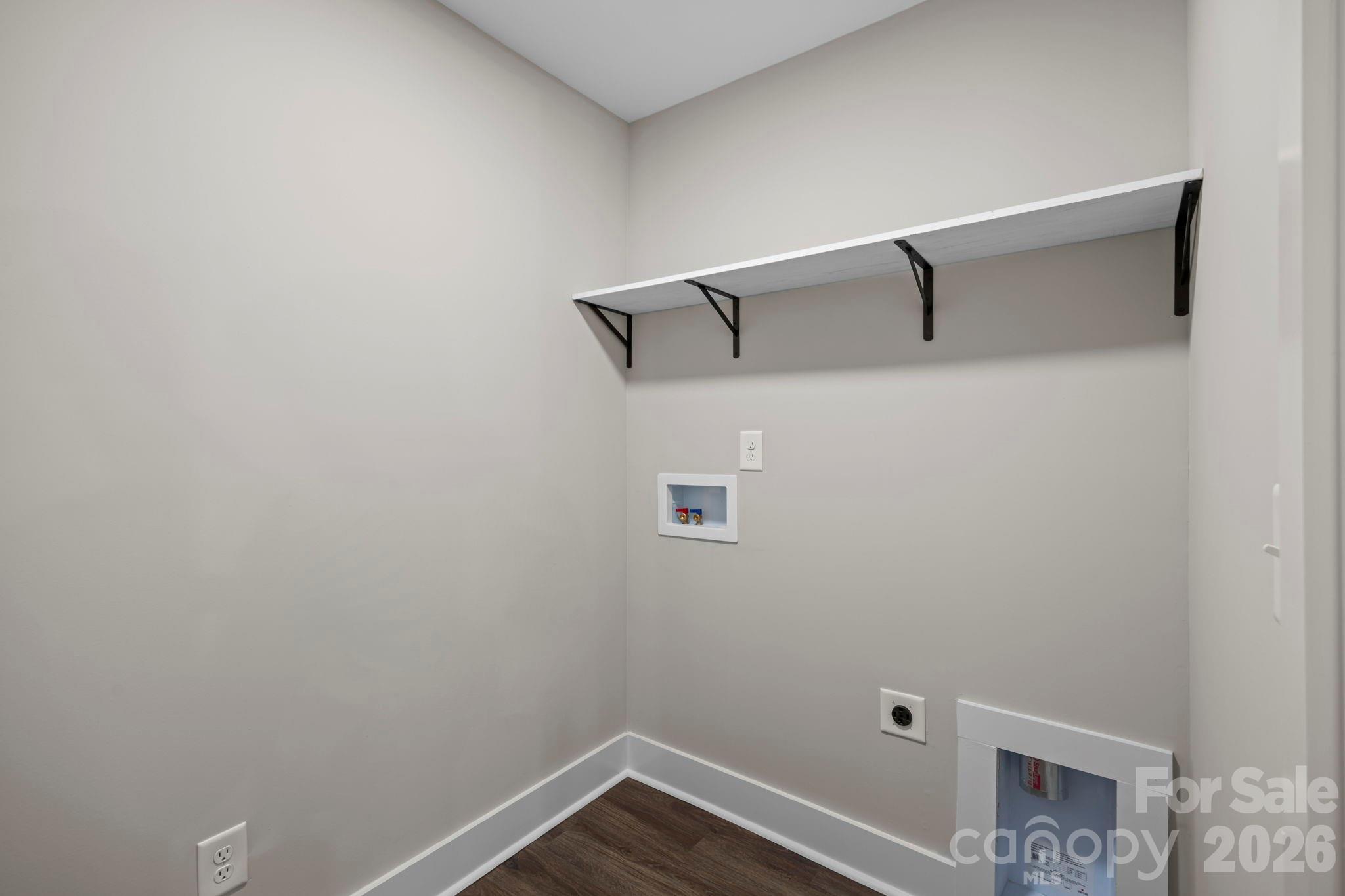 607 N Dixie Street Property Photo 22