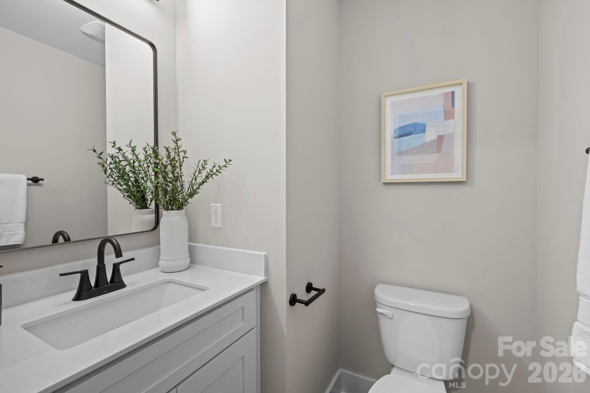 607 N Dixie Street Property Photo 23