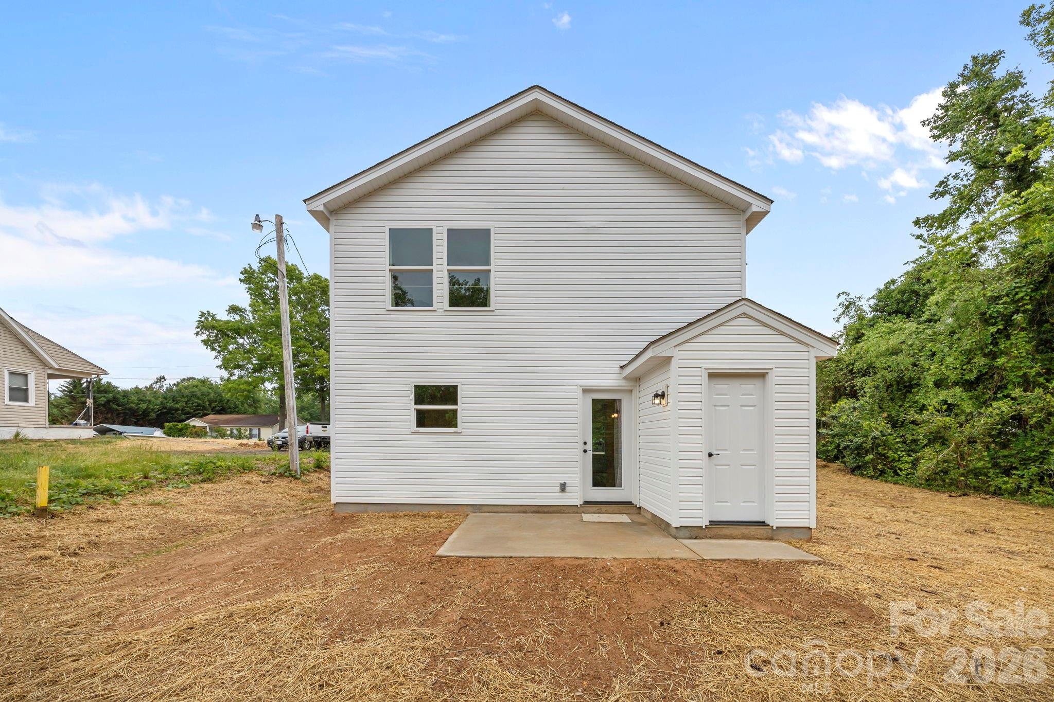 607 N Dixie Street Property Photo 26