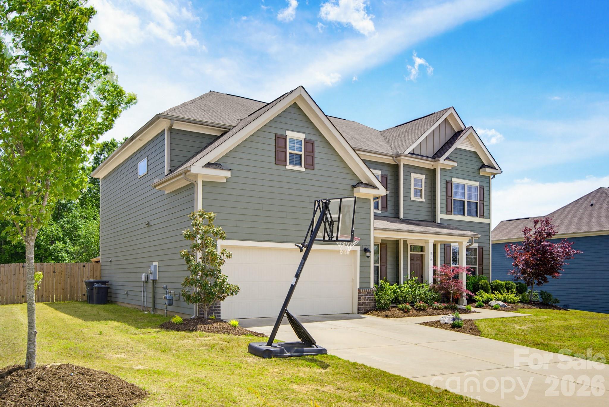 840 Oak Manor Drive Property Photo 4