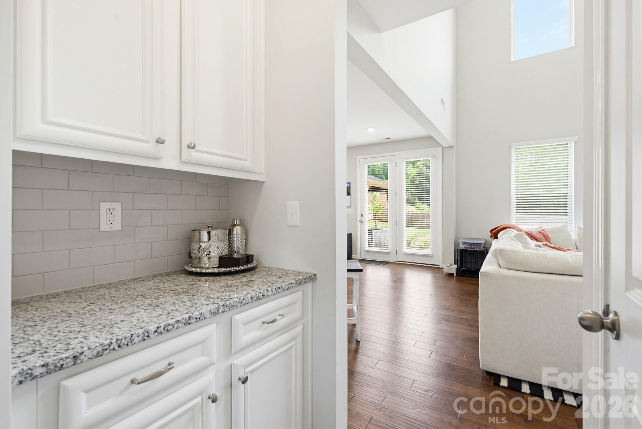 840 Oak Manor Drive Property Photo 22