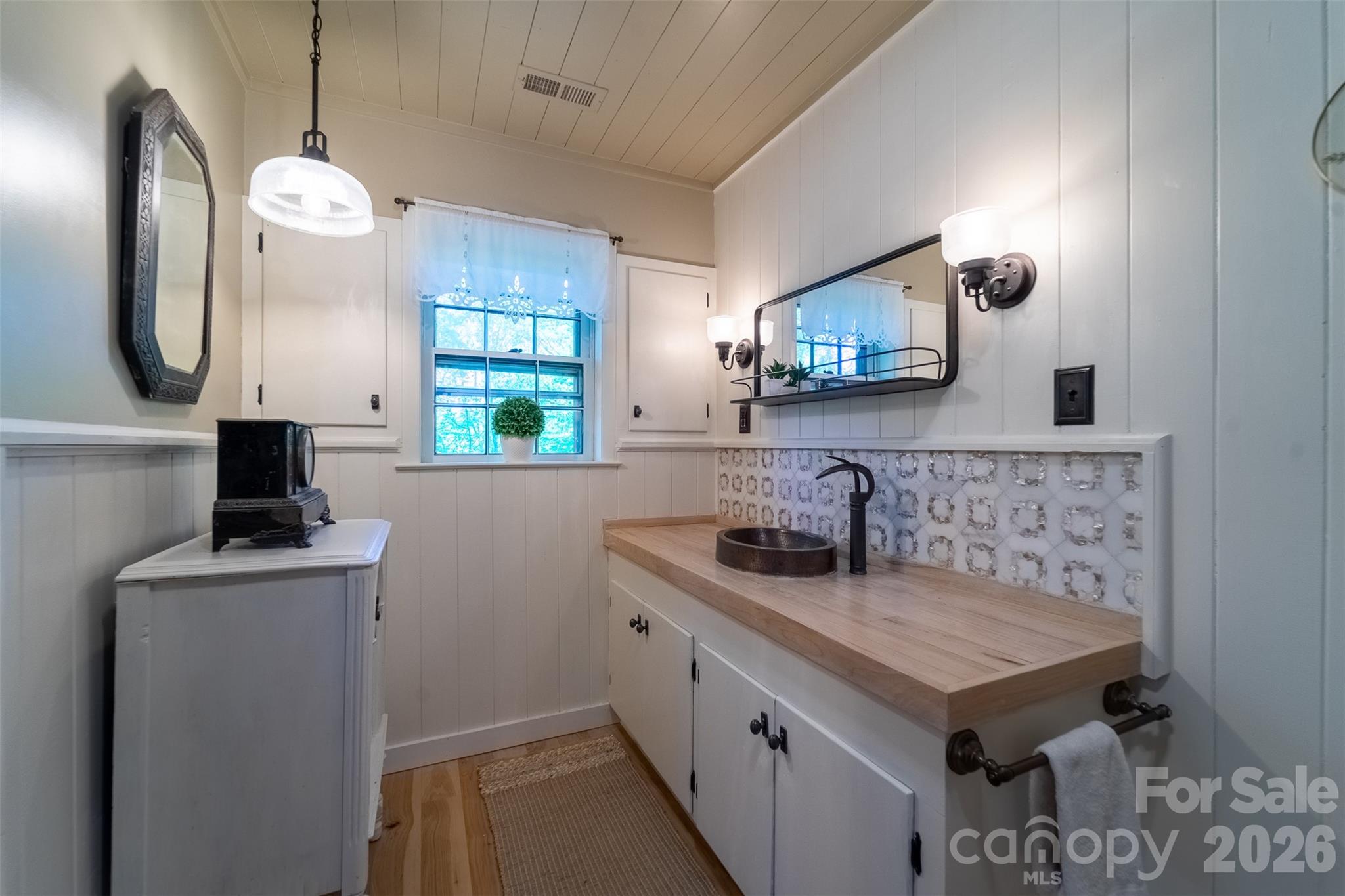 77 Oakwood Lane Property Photo 20