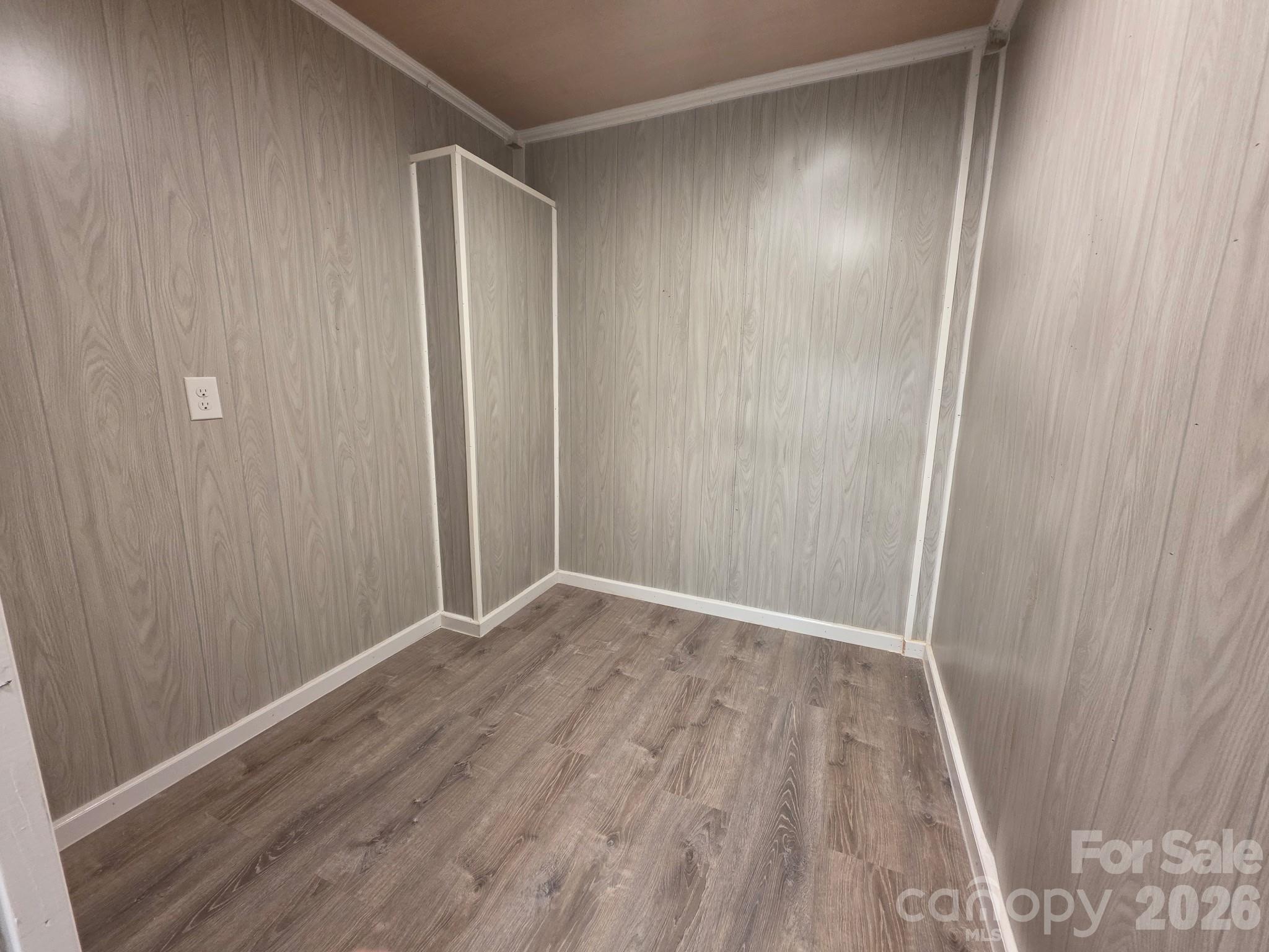 4723 Linden Street Property Photo 15
