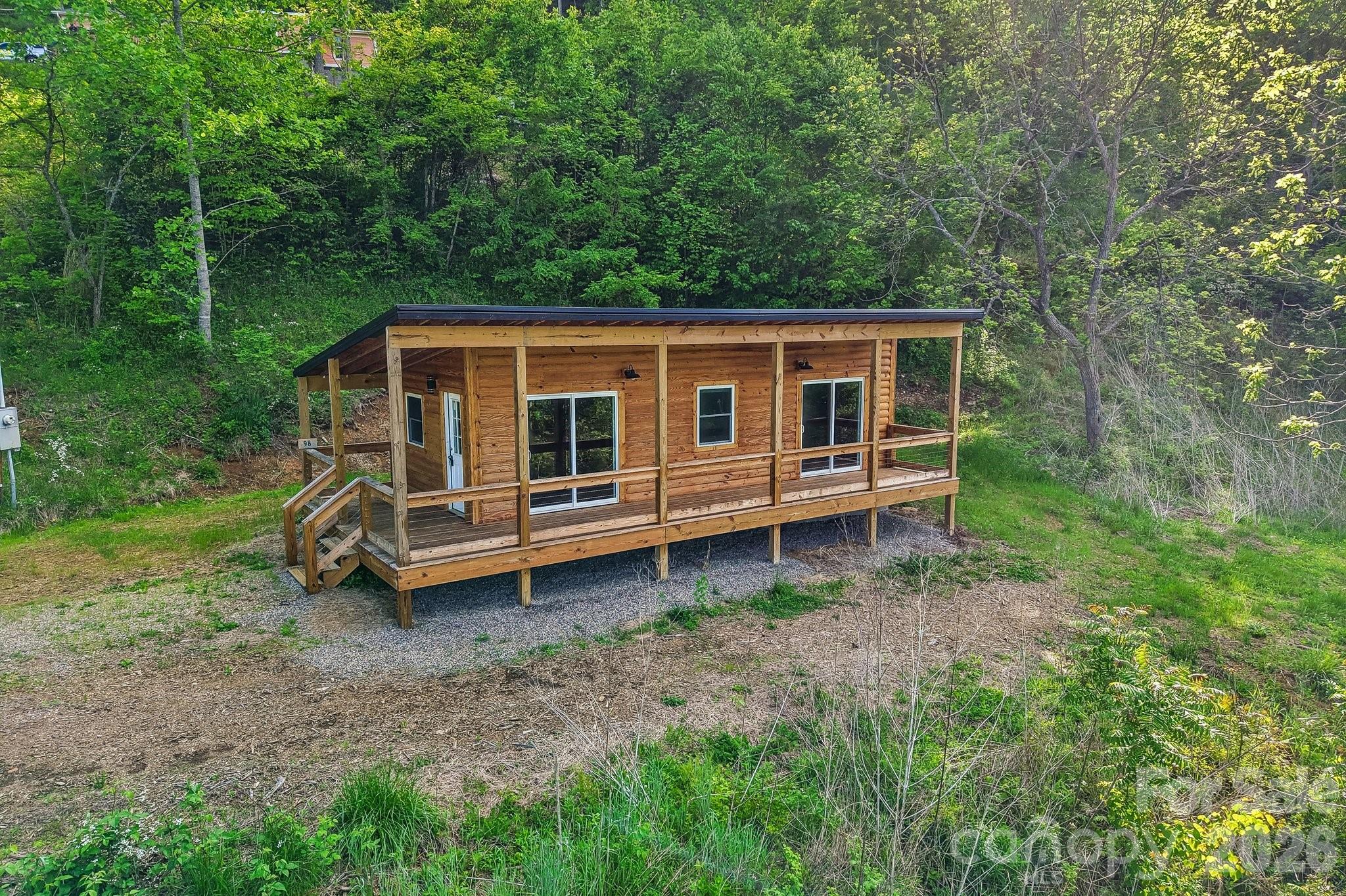 137 Red Maple Lane Property Photo 3