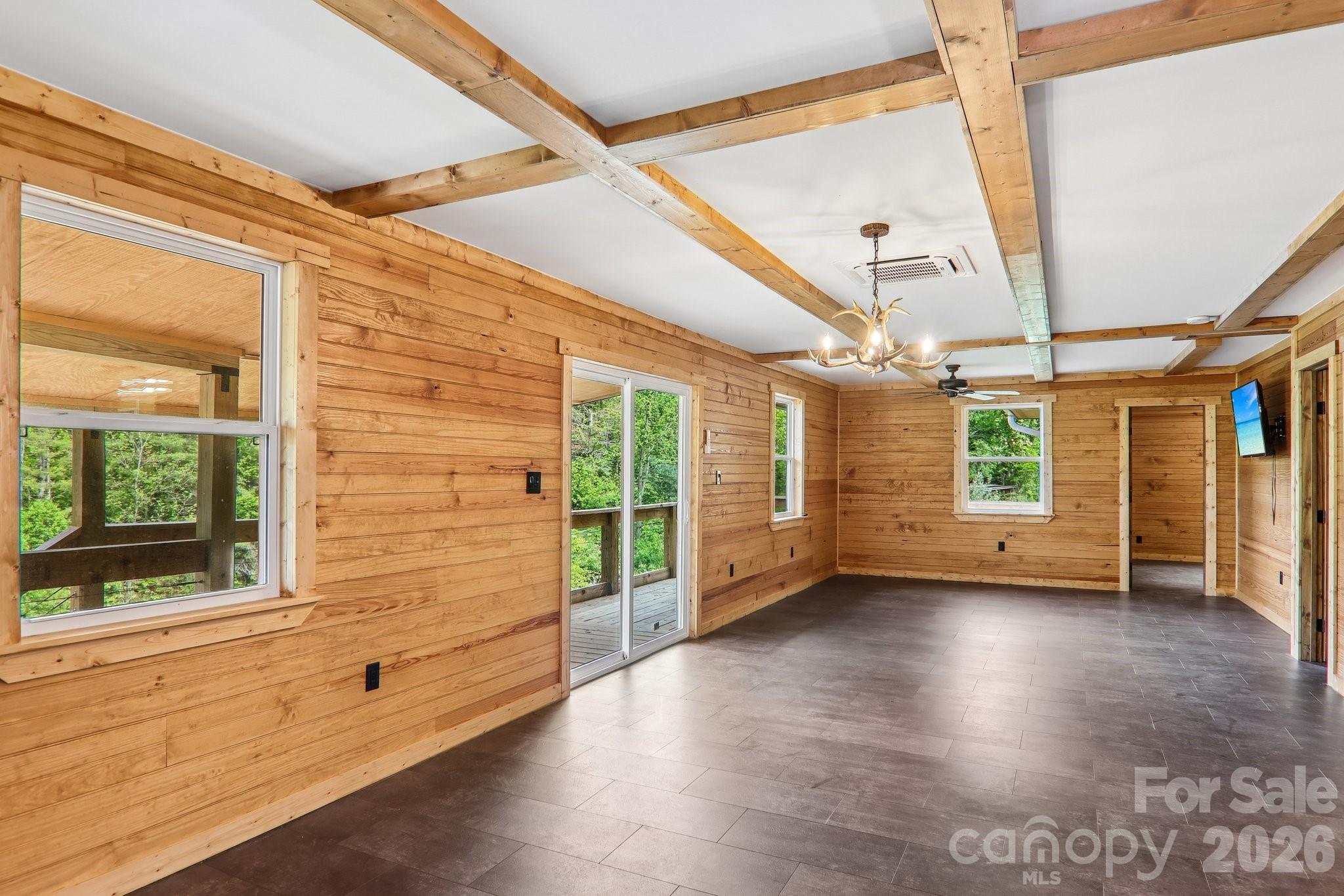 137 Red Maple Lane Property Photo 10
