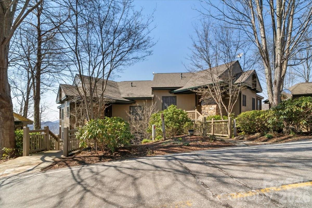 600 Andrew Banks Road D4 Property Photo 1